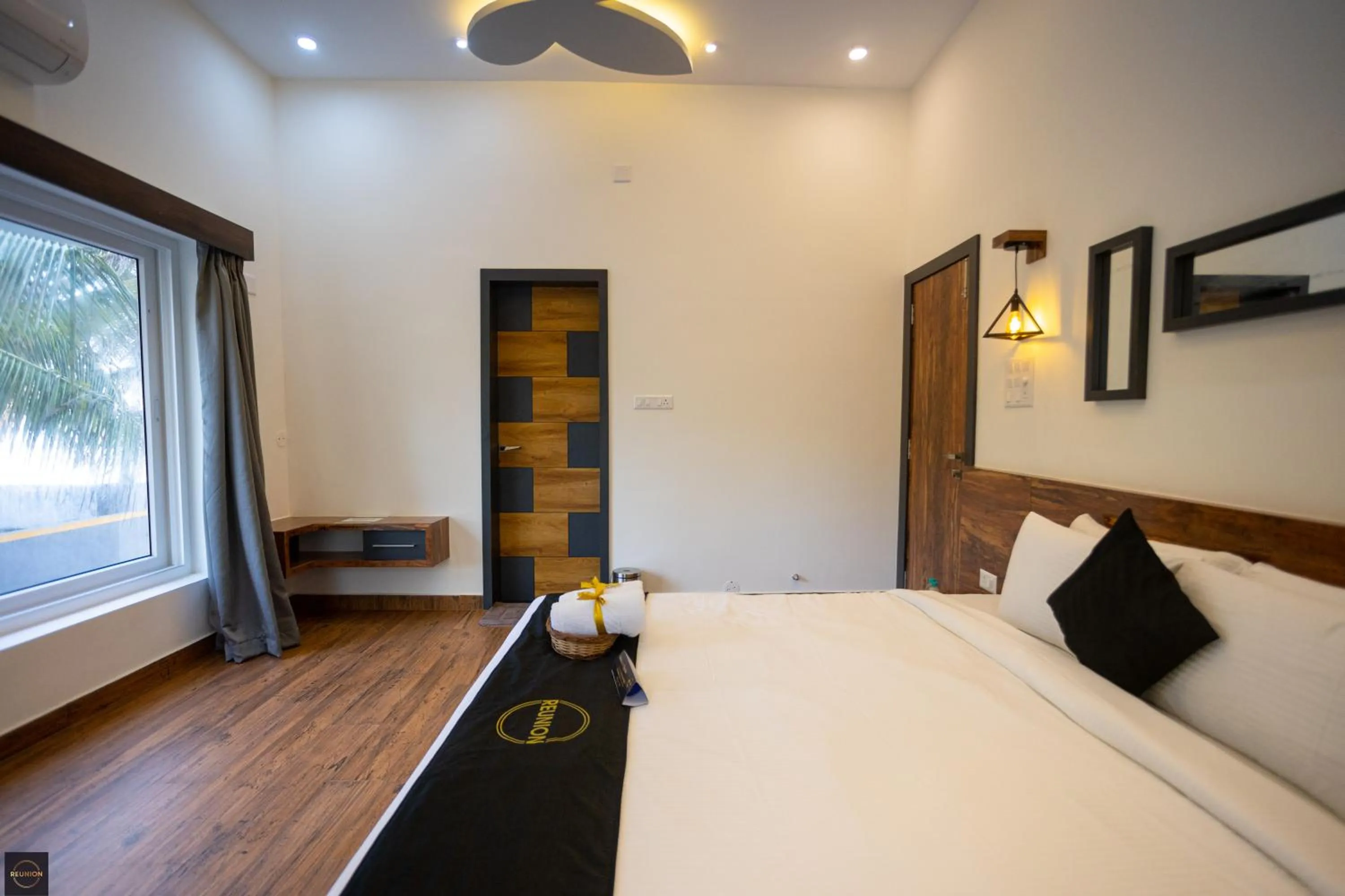 Bed in Reunion Ocean Manor - Beach House