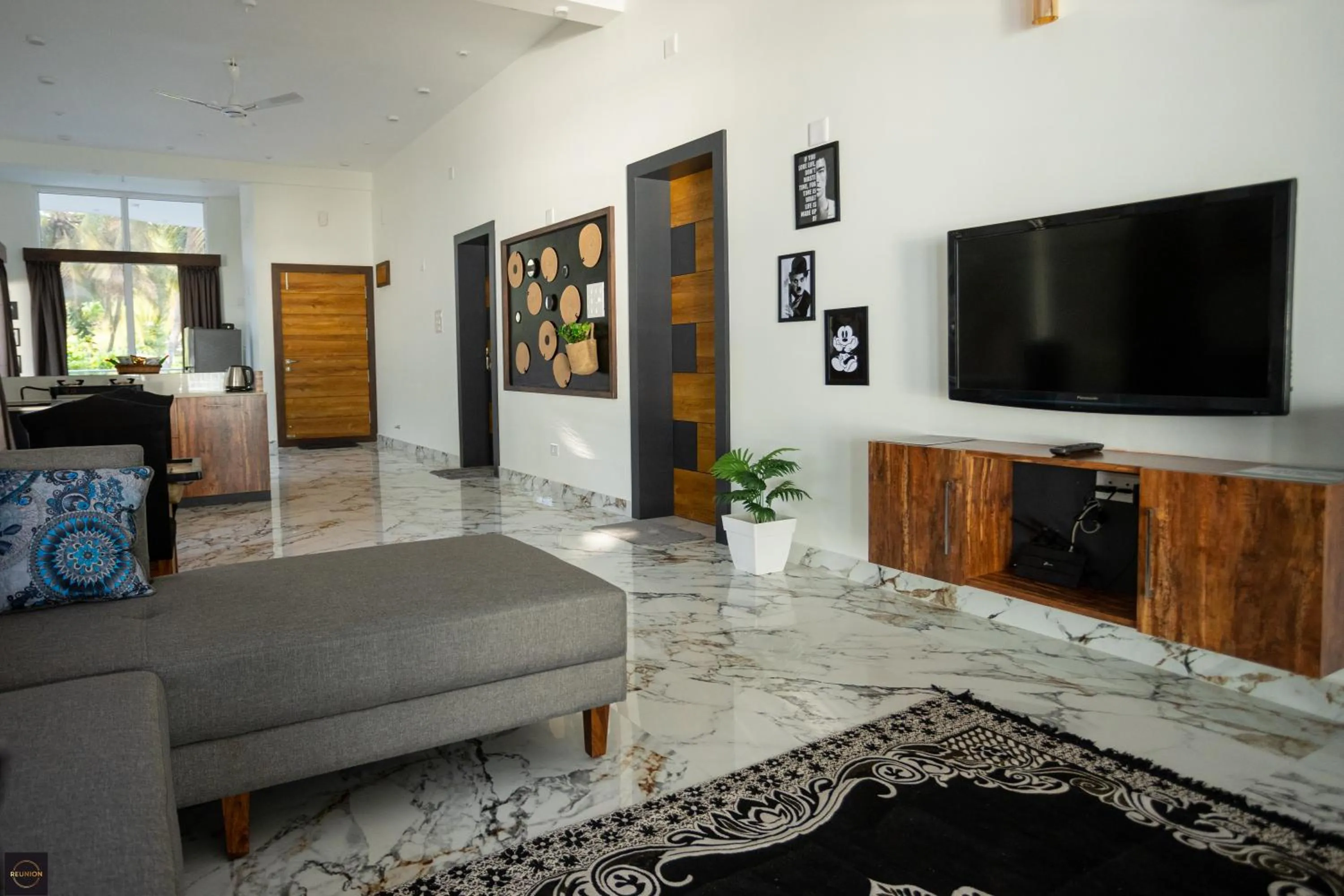 Reunion Ocean Manor - Beach House