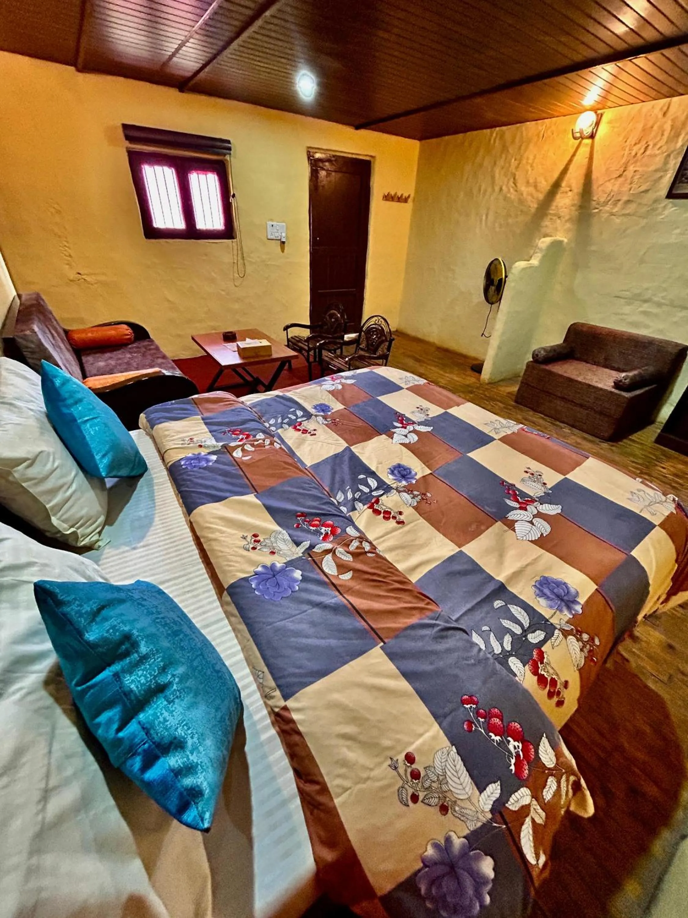 Property building, Bed in Kana Mud An Ethnic Village Resort - Beautiful View of Gangotri Mountains