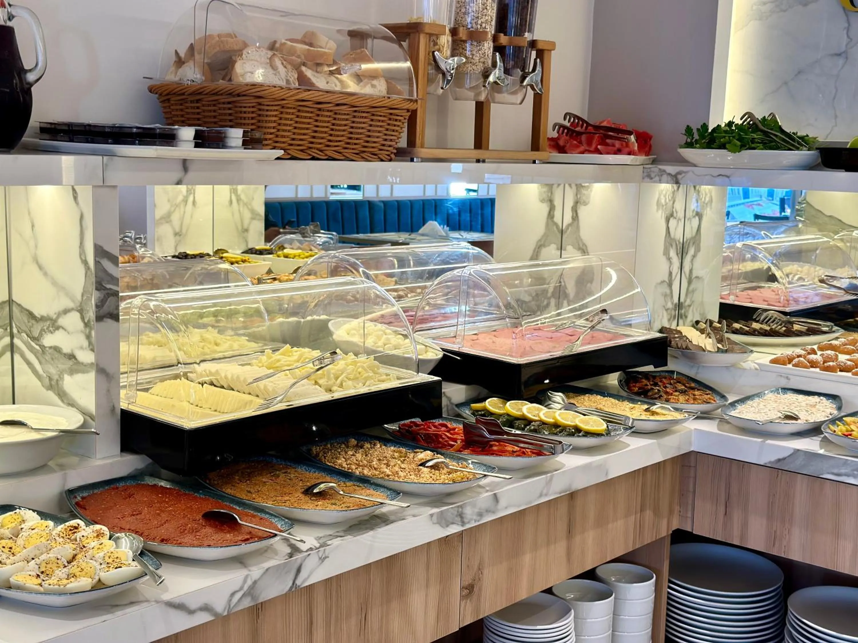 Food and drinks in Boutique Dedem Hotel Sultanahmet