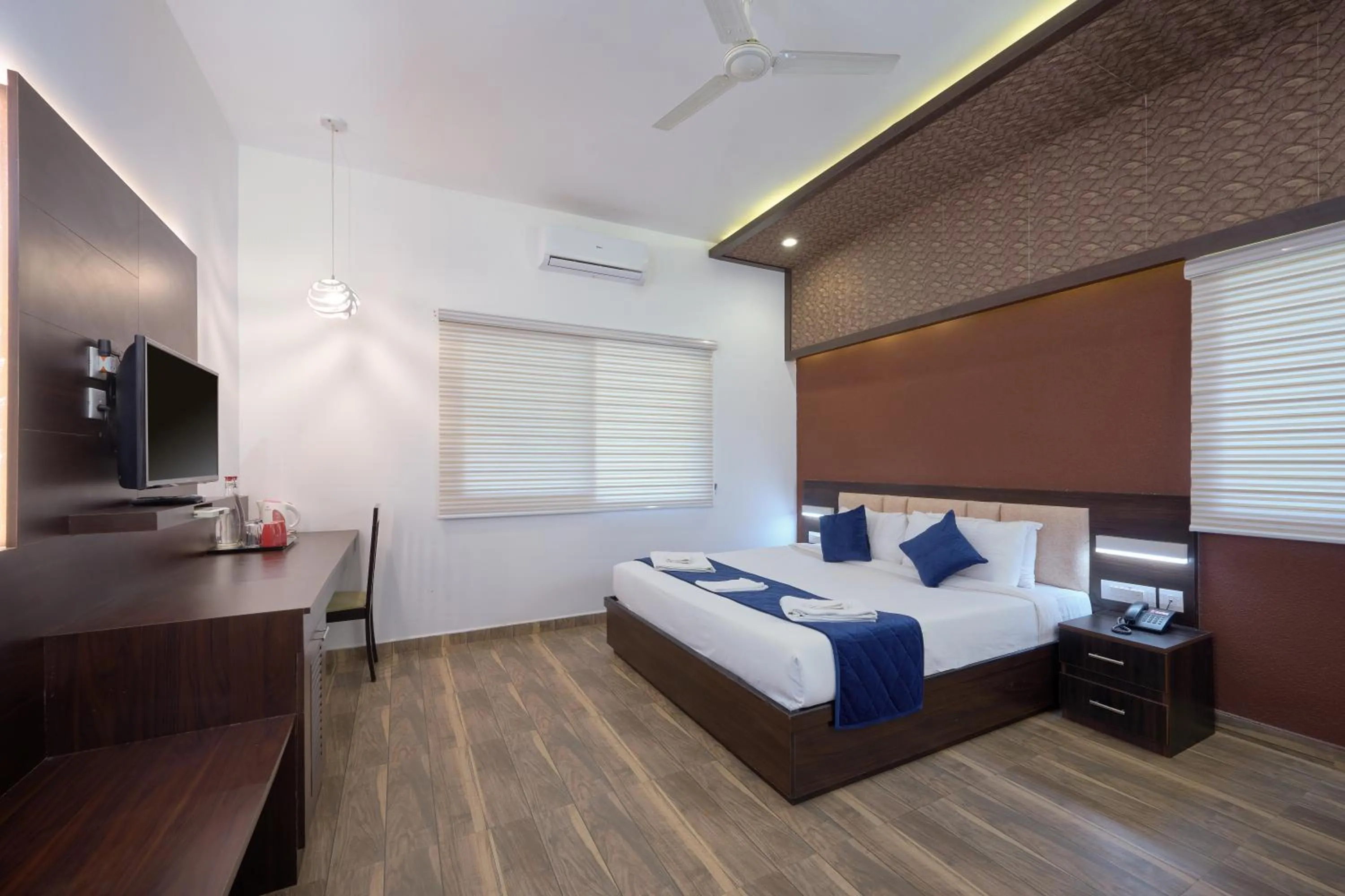 Bed in Tiger Trails Thekkady