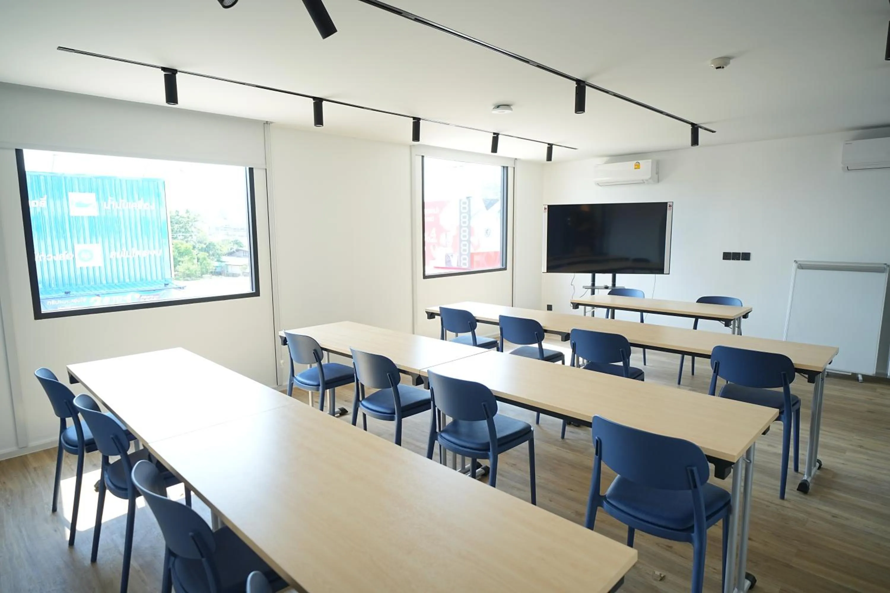 Meeting/conference room in GO Hotel Si Racha at Central Si Racha
