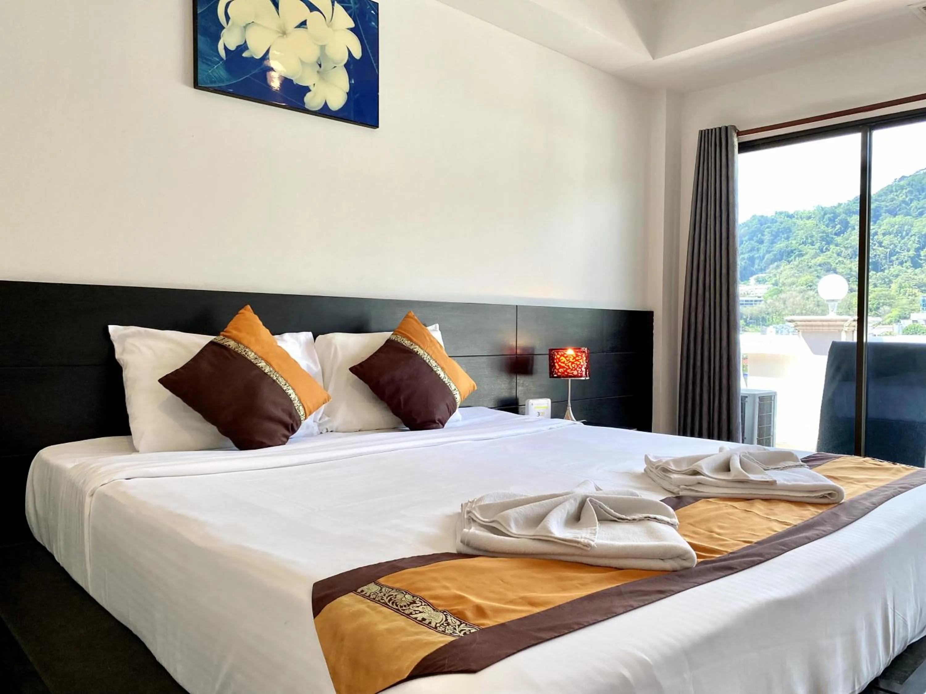 Photo of the whole room in H.R.K.Resort