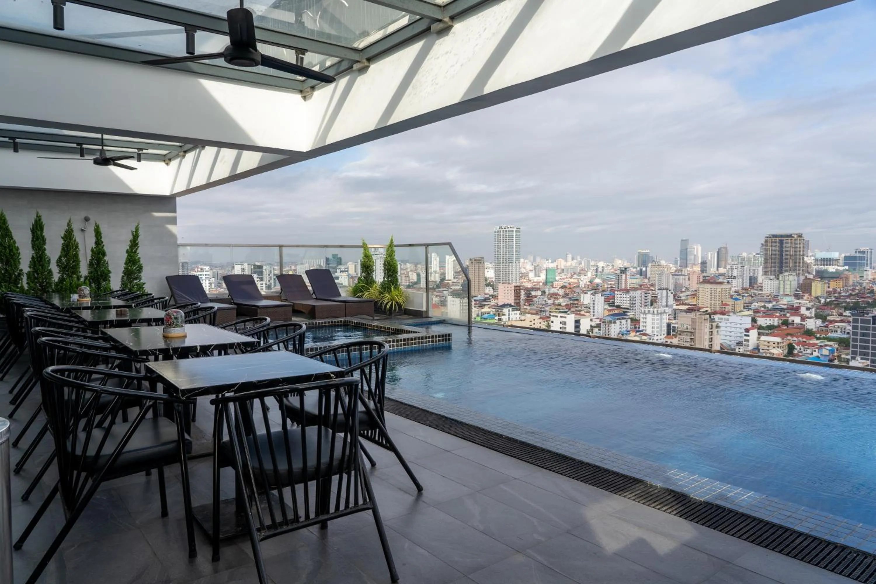 Swimming pool in Parc21 Luxury Boutique Hotel