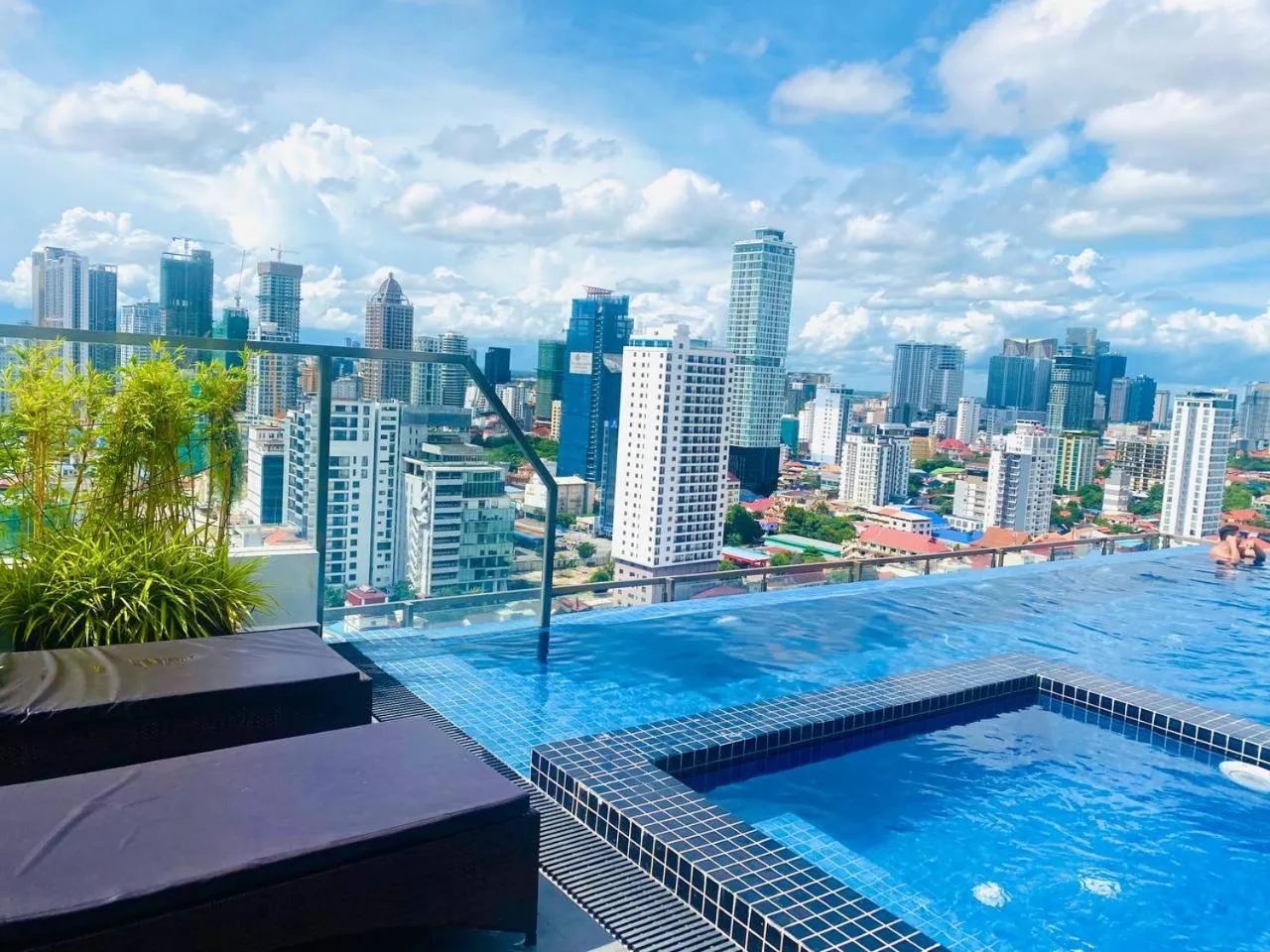 Hot Tub in Parc21 Luxury Boutique Hotel