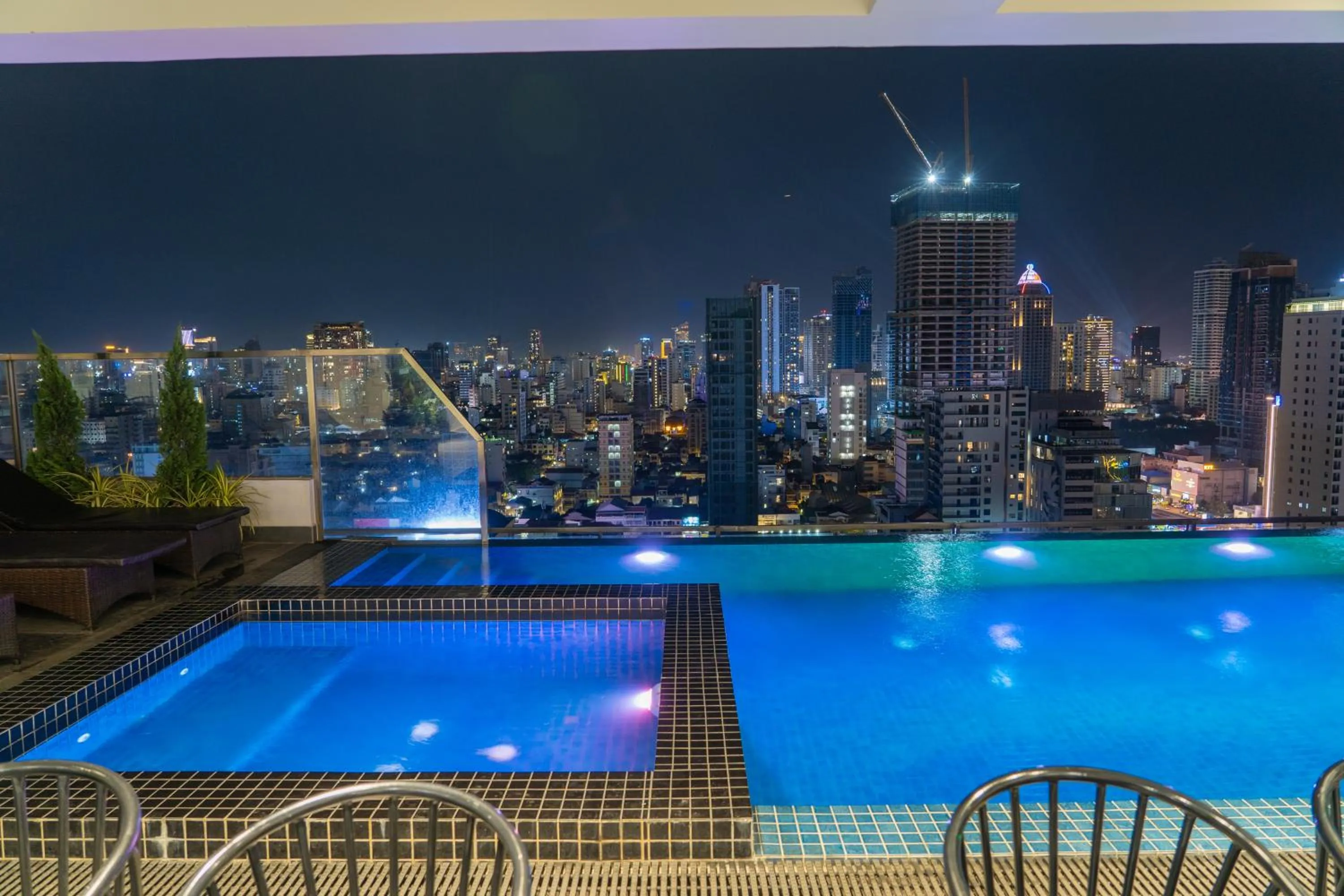 Swimming pool in Parc21 Luxury Boutique Hotel