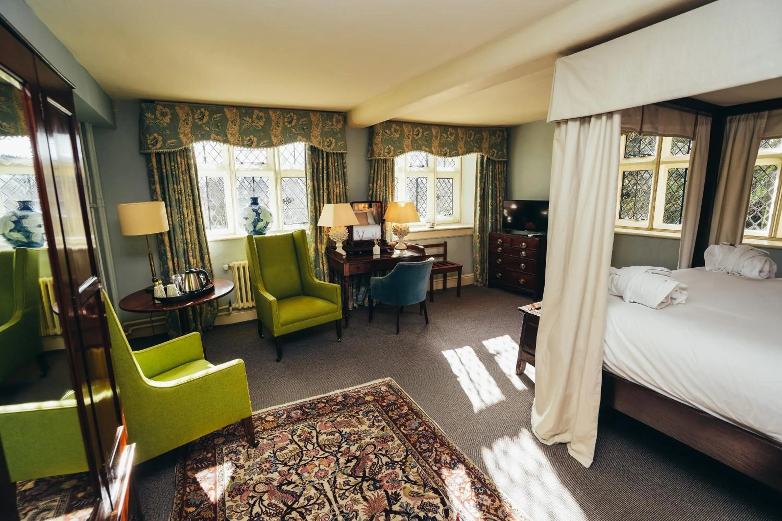 Bed in The Peacock at Rowsley