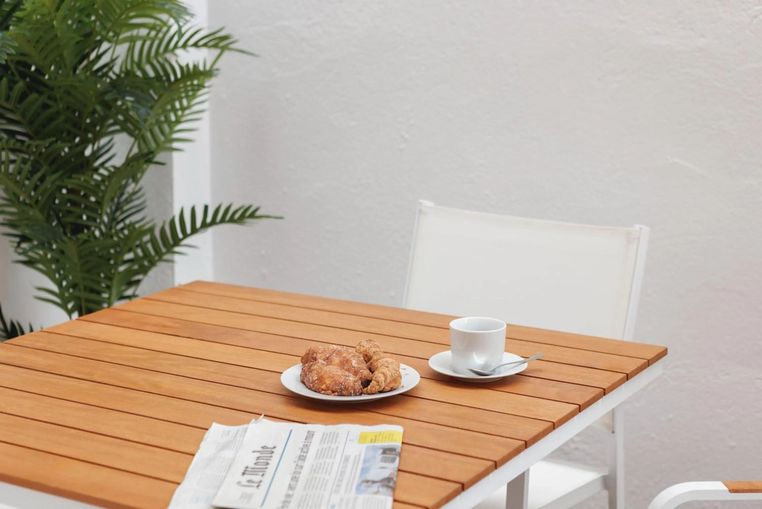 Balcony/Terrace in Bravissimo Figuerola, Spacious 3-bedroom apartment