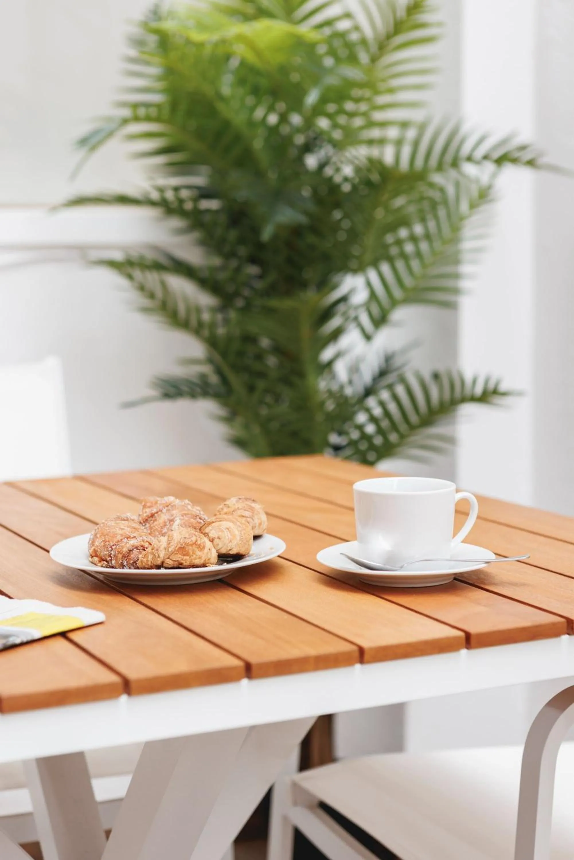 Balcony/Terrace in Bravissimo Figuerola, Spacious 3-bedroom apartment