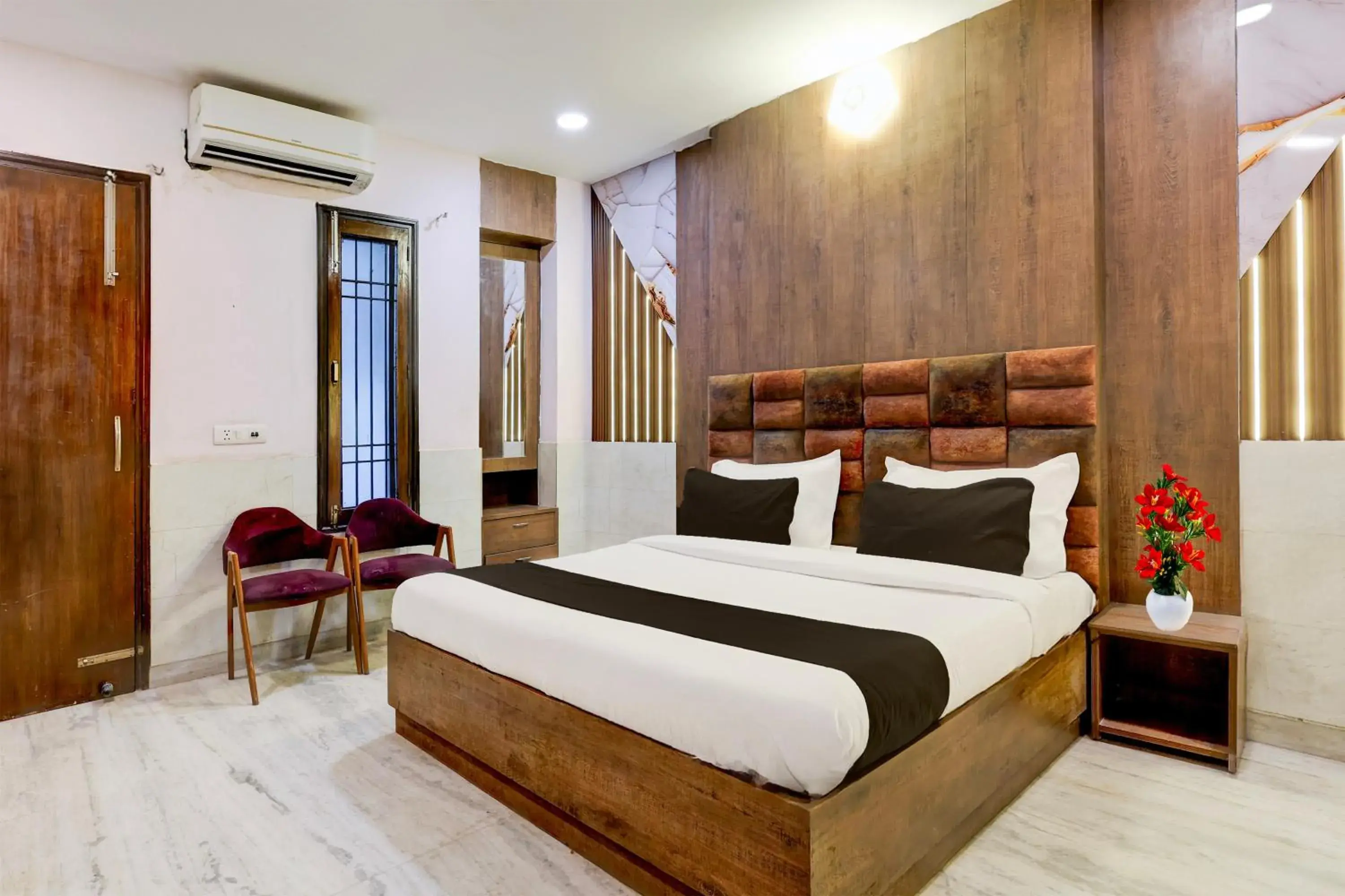 Classic Triple Room - single occupancy in Super Hotel O Alipur Narela Classic Triple Room - single occupancy in Super Hotel O Alipur Narela