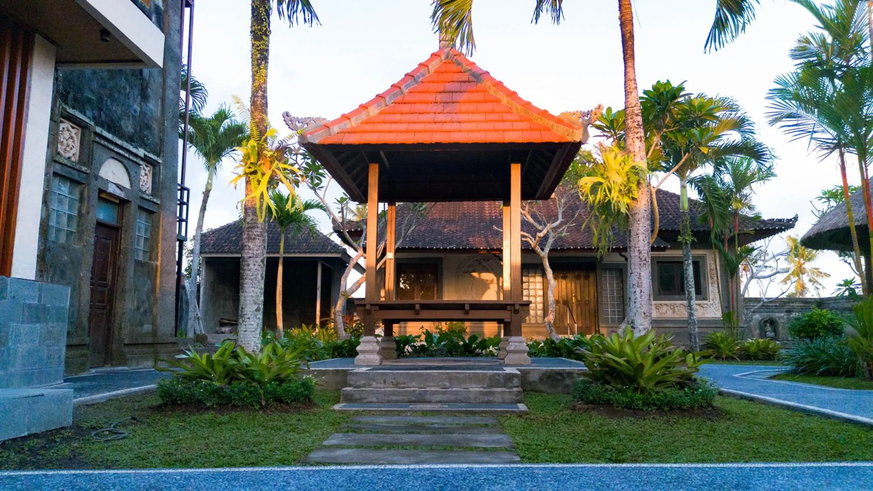 Seating area in Arbathu Villa Ubud