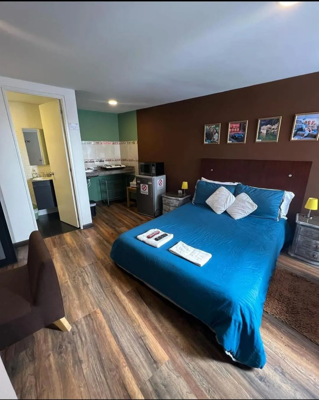 Queen Studio in Alojamiento Mosaic House