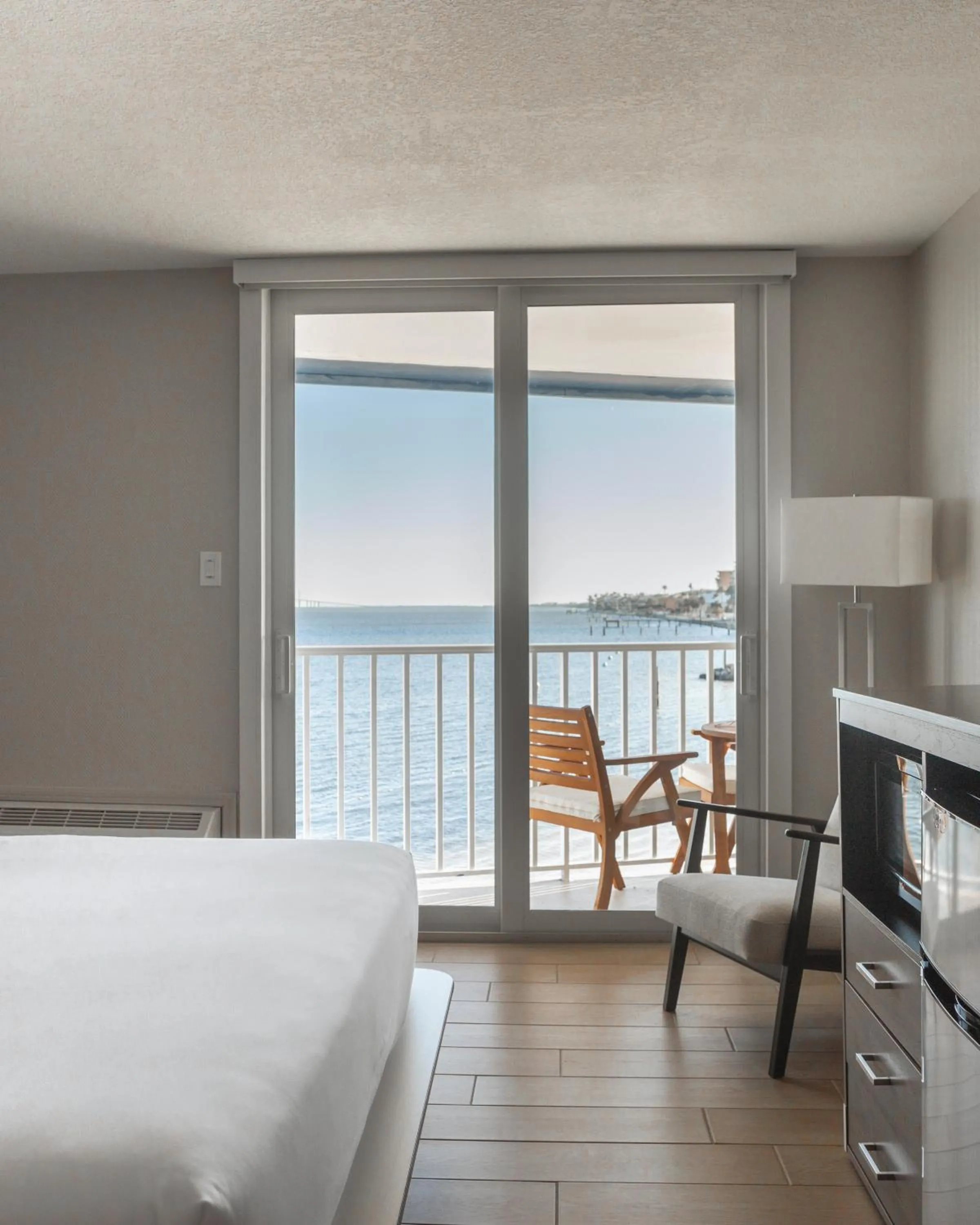 Bedroom, Bed in SkyBeach Resort