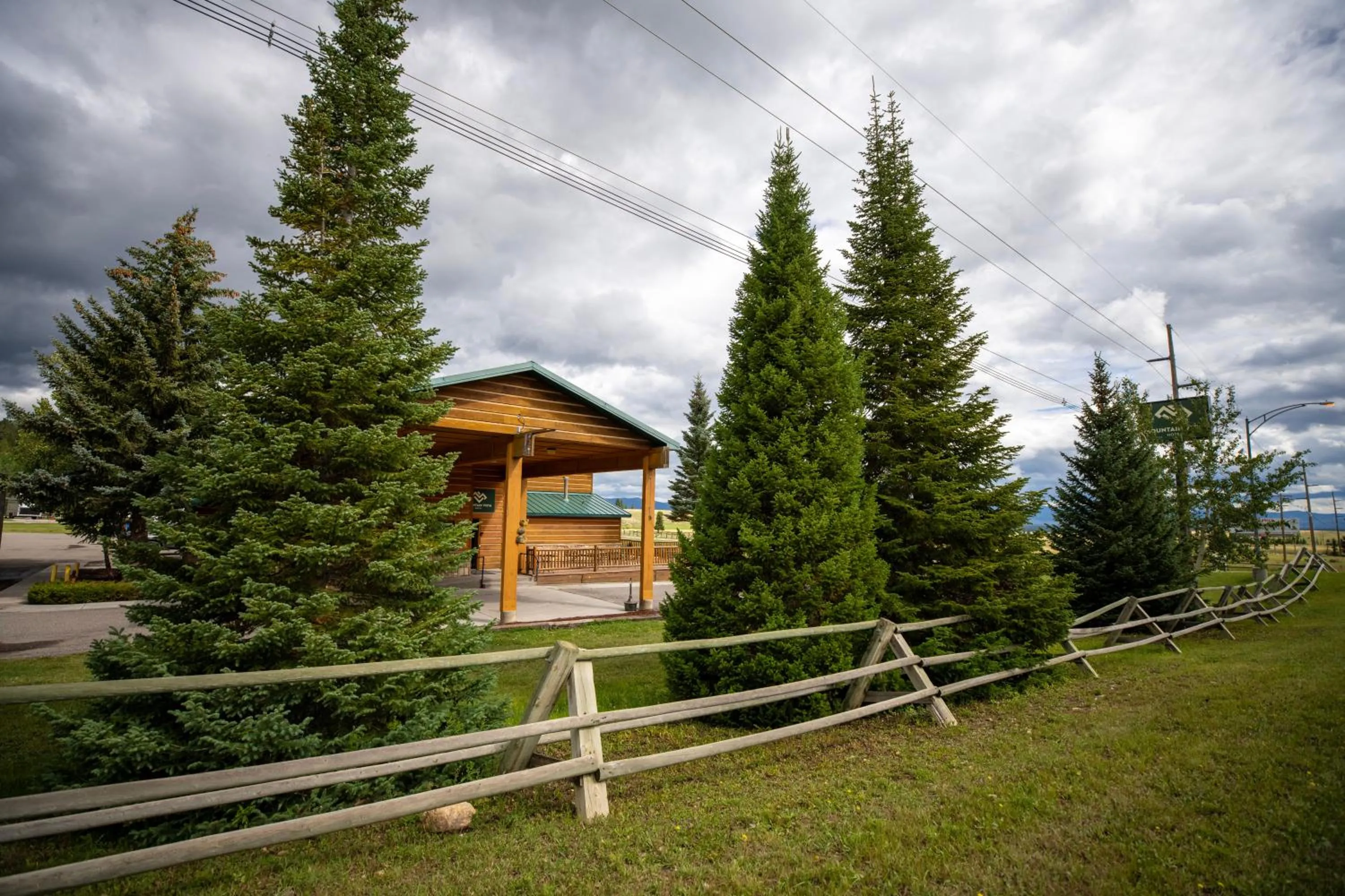 Property building in Mountain Vista Hotel