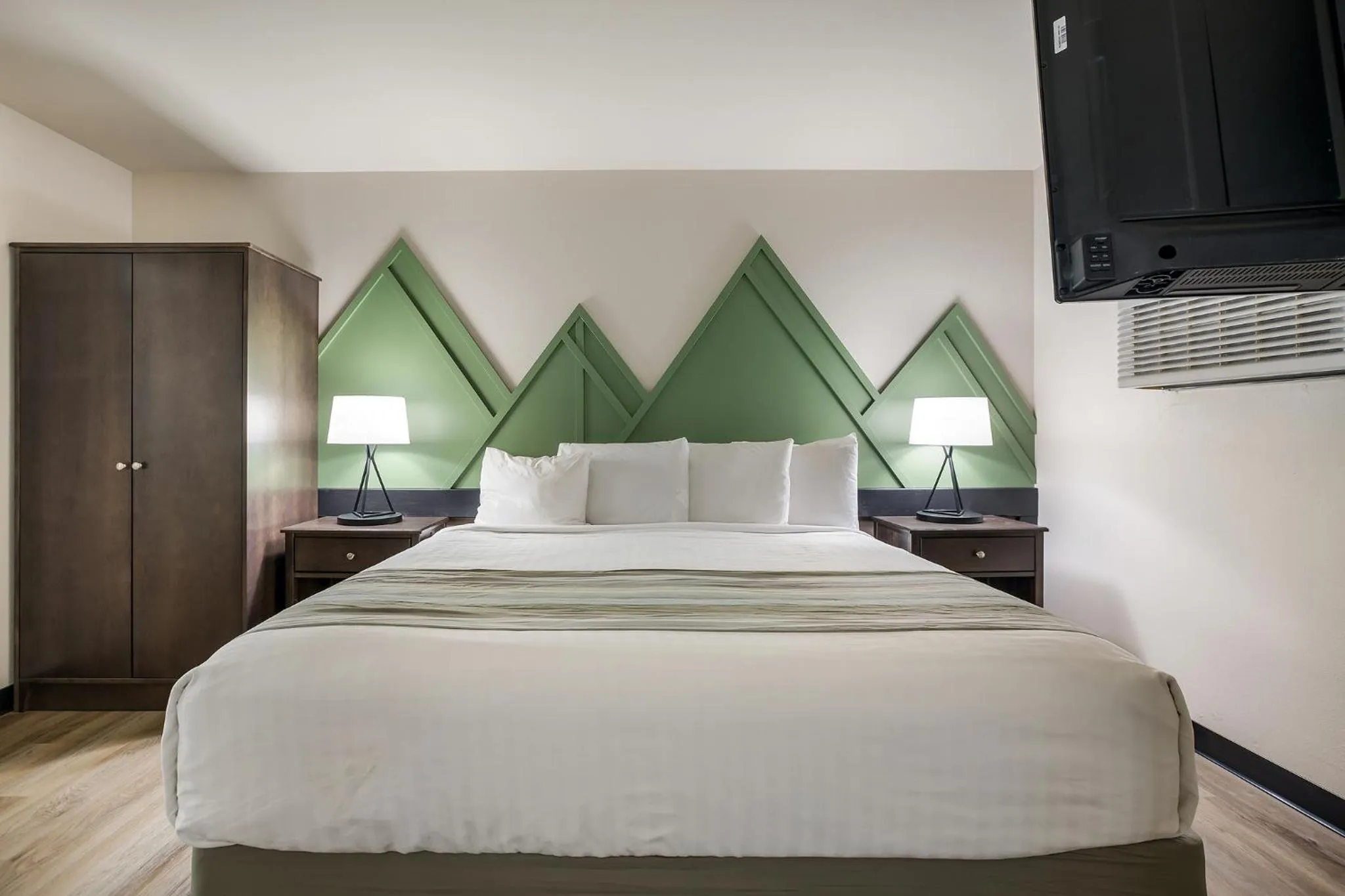 Bed in Mountain Vista Hotel