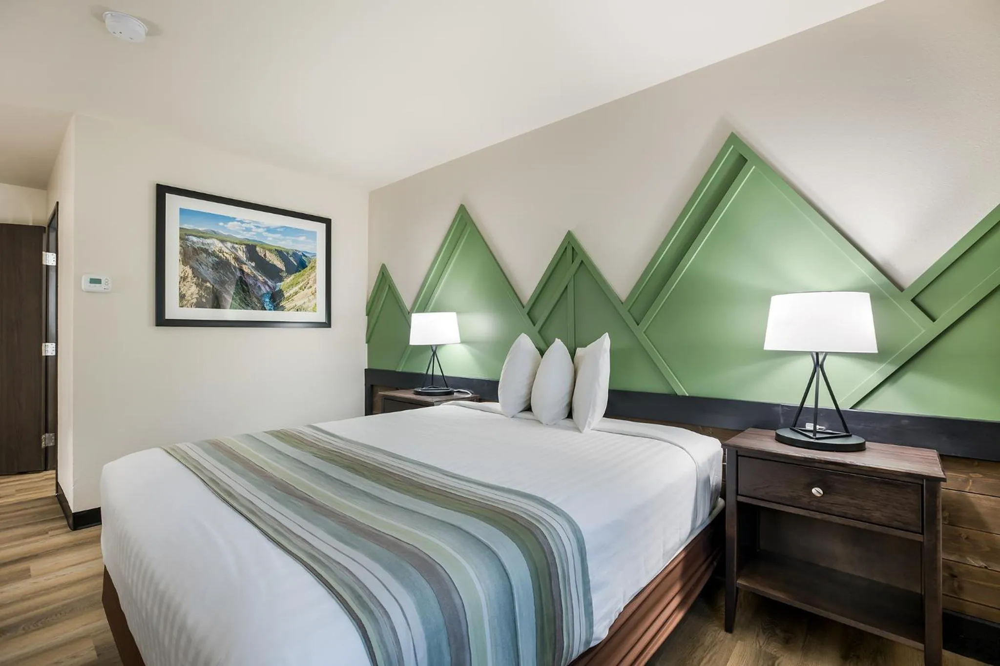 Bed in Mountain Vista Hotel