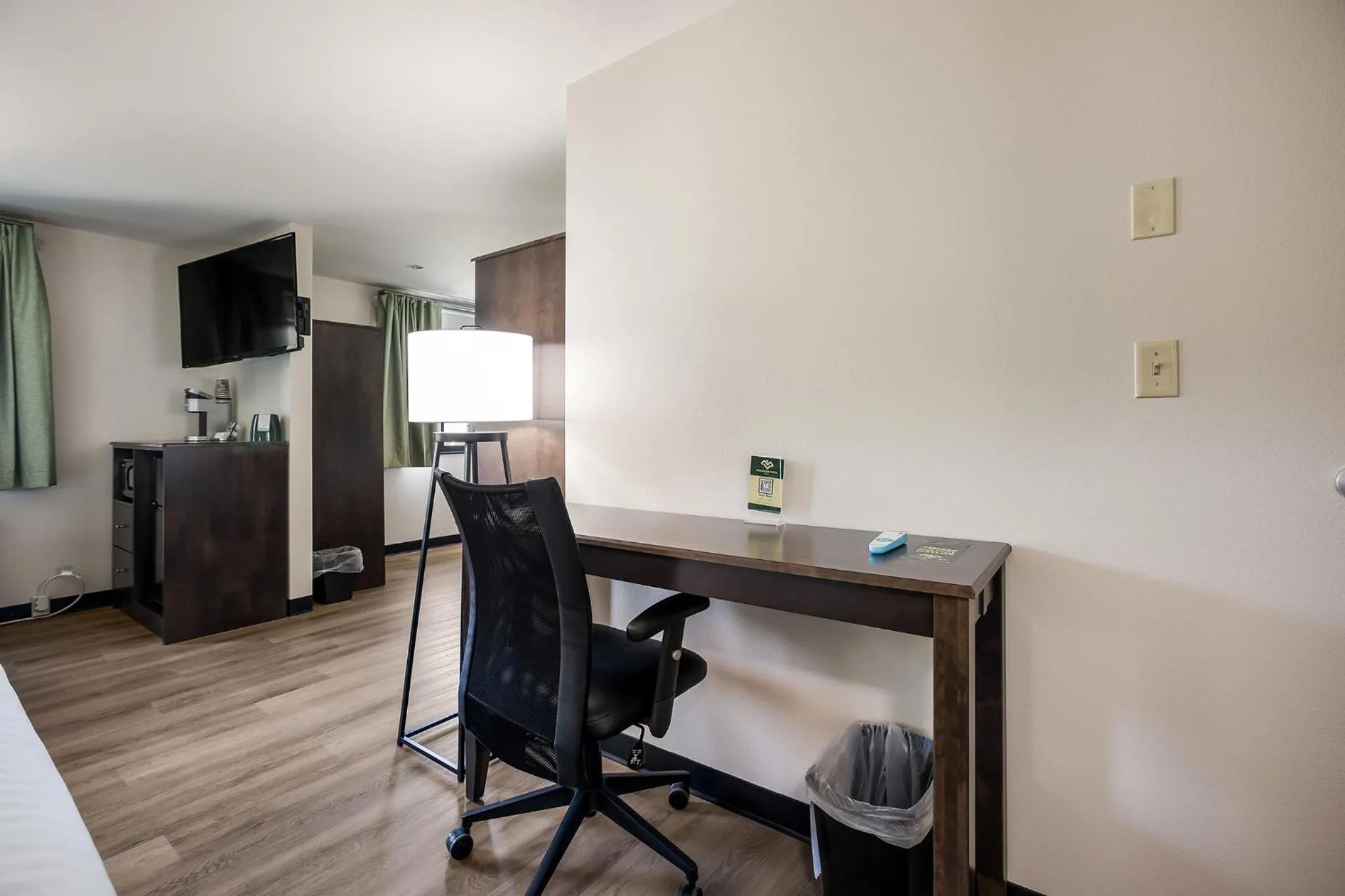 TV and multimedia in Mountain Vista Hotel