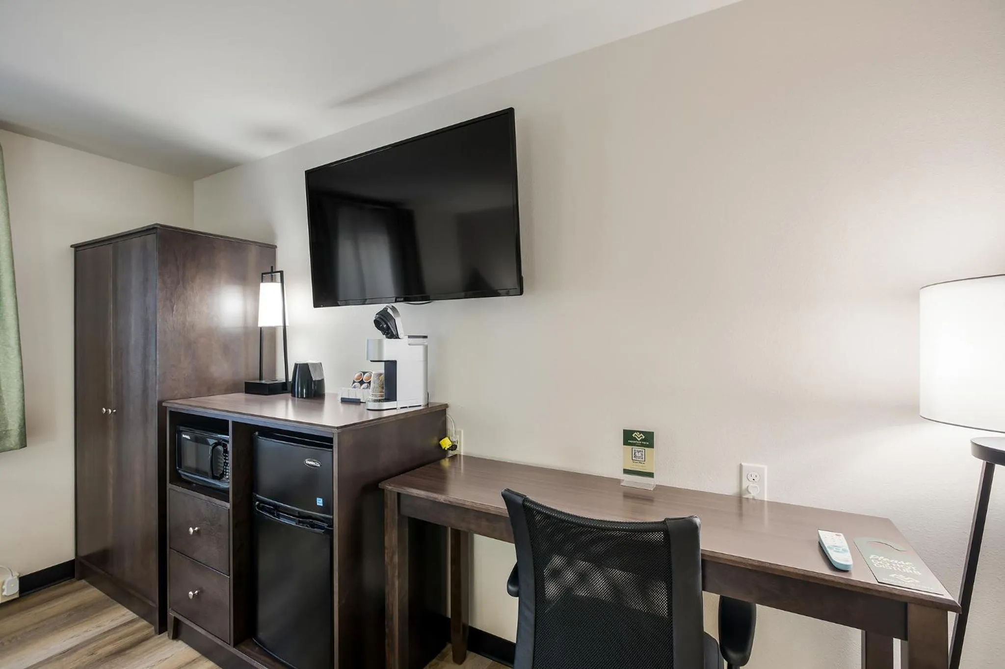 TV and multimedia in Mountain Vista Hotel