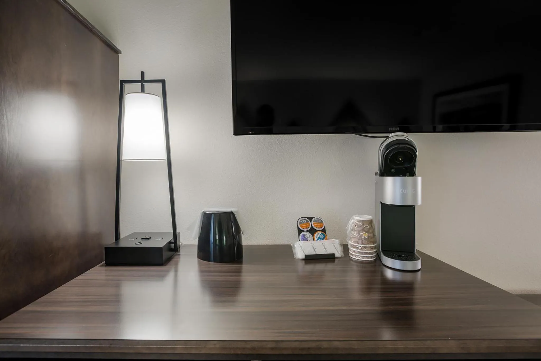 TV and multimedia in Mountain Vista Hotel