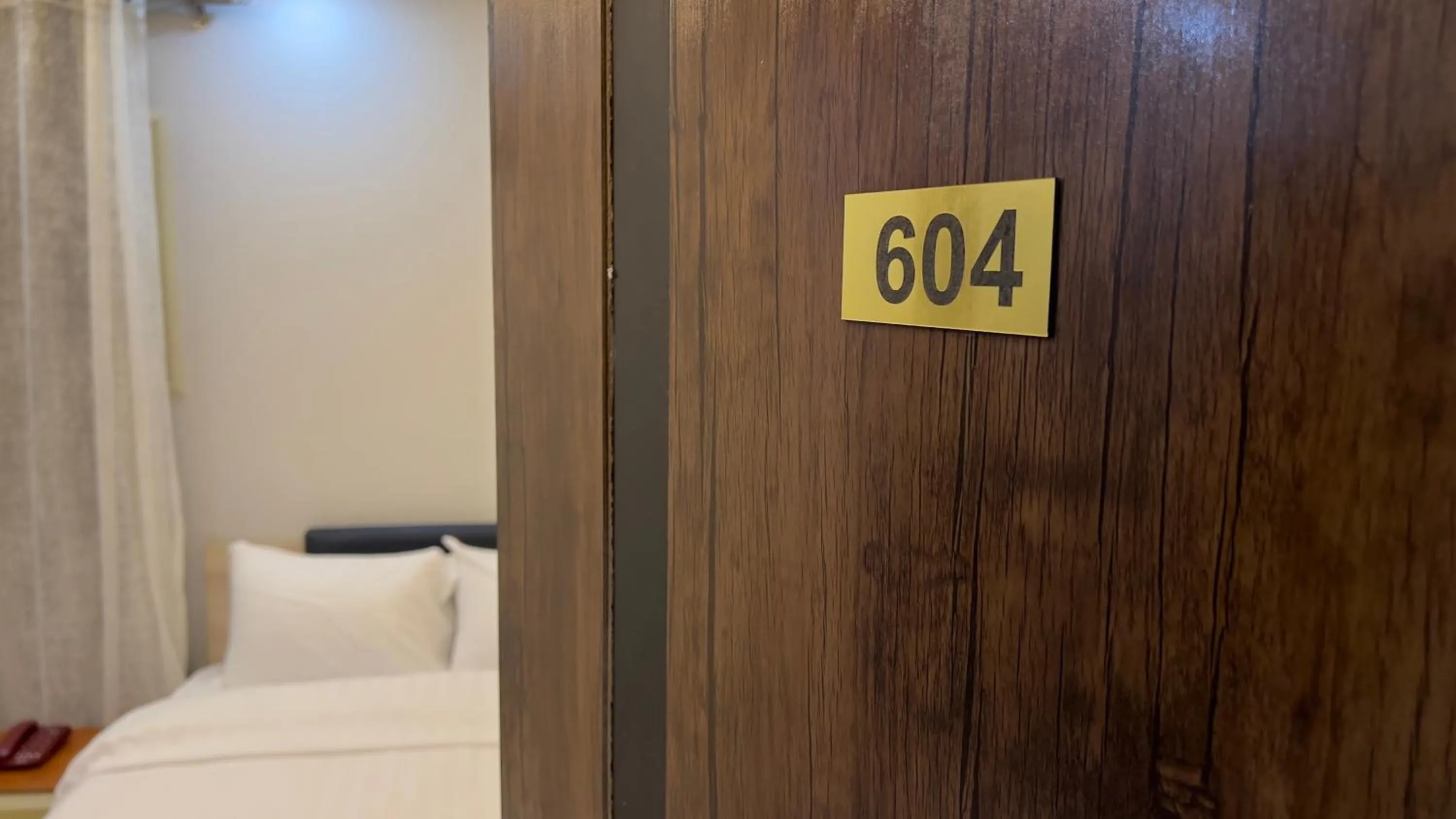 Photo of the whole room, Bed in pyramids tower view inn