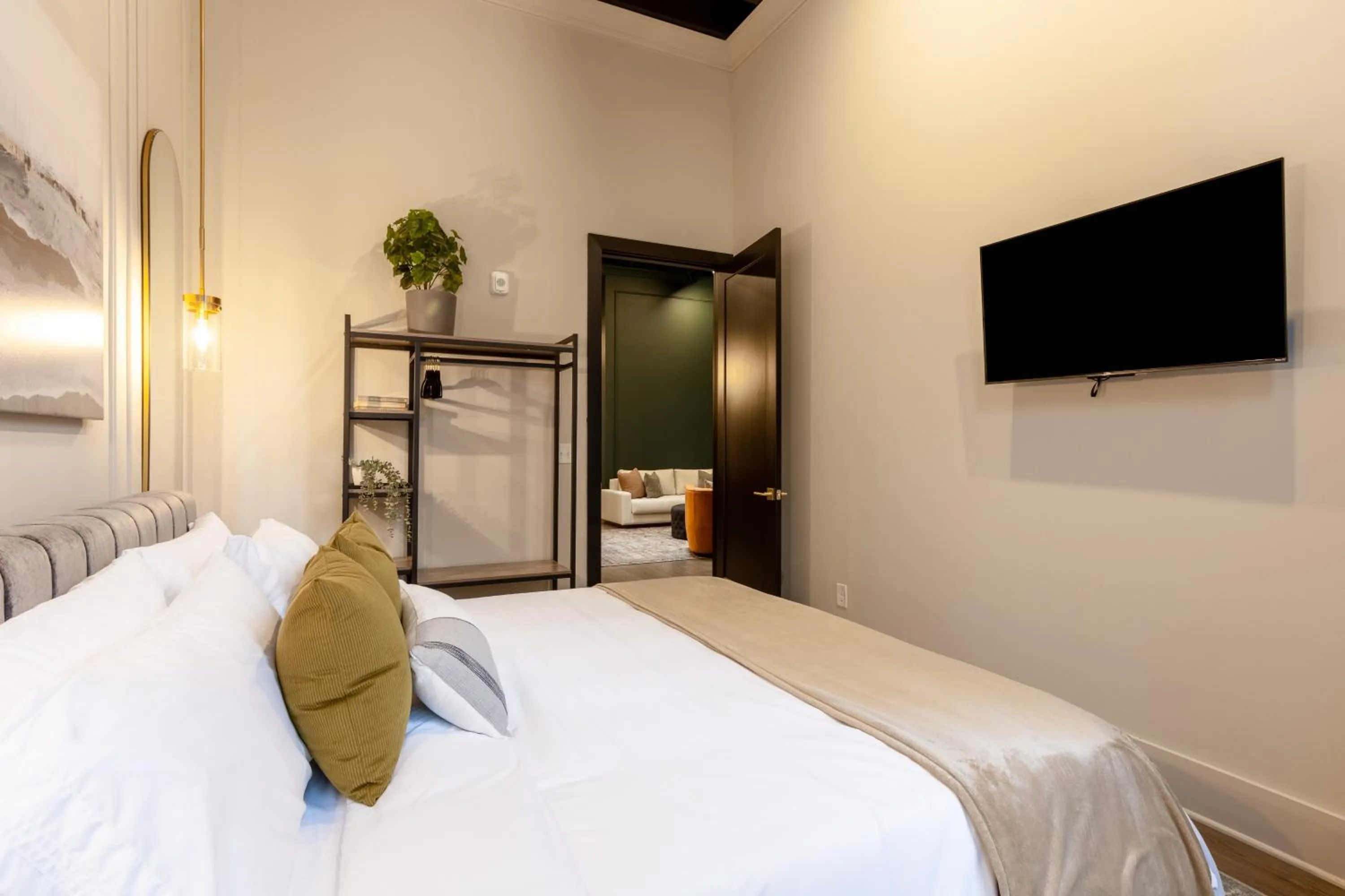 Bed in Union St Lofts - Salon - Day Spa