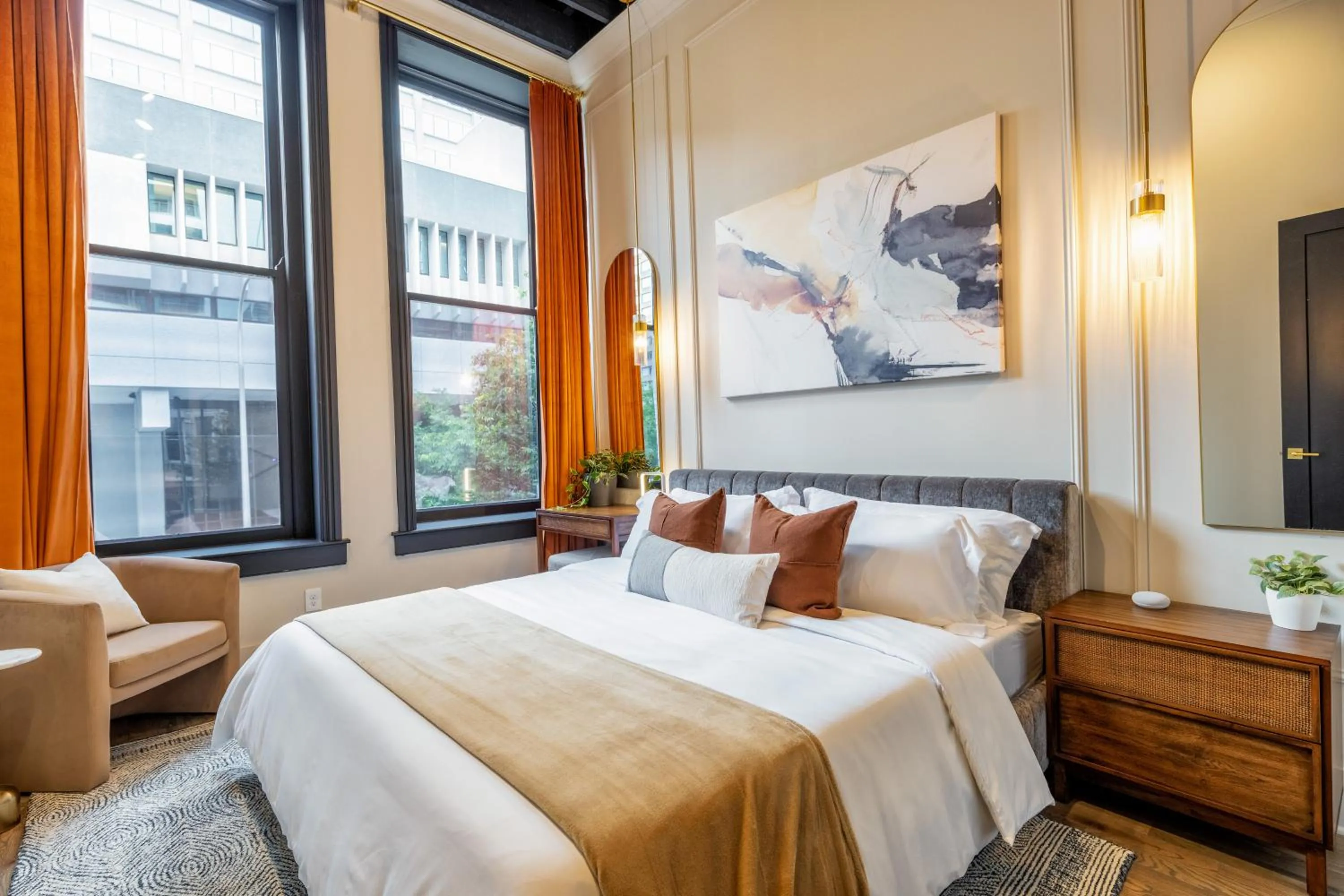 Bed in Union St Lofts - Salon - Day Spa