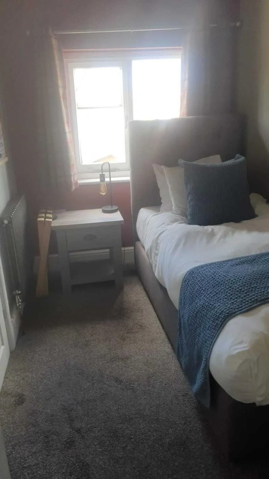 Bedroom, Bed in The Kings Head Inn, home of The Acle Steak