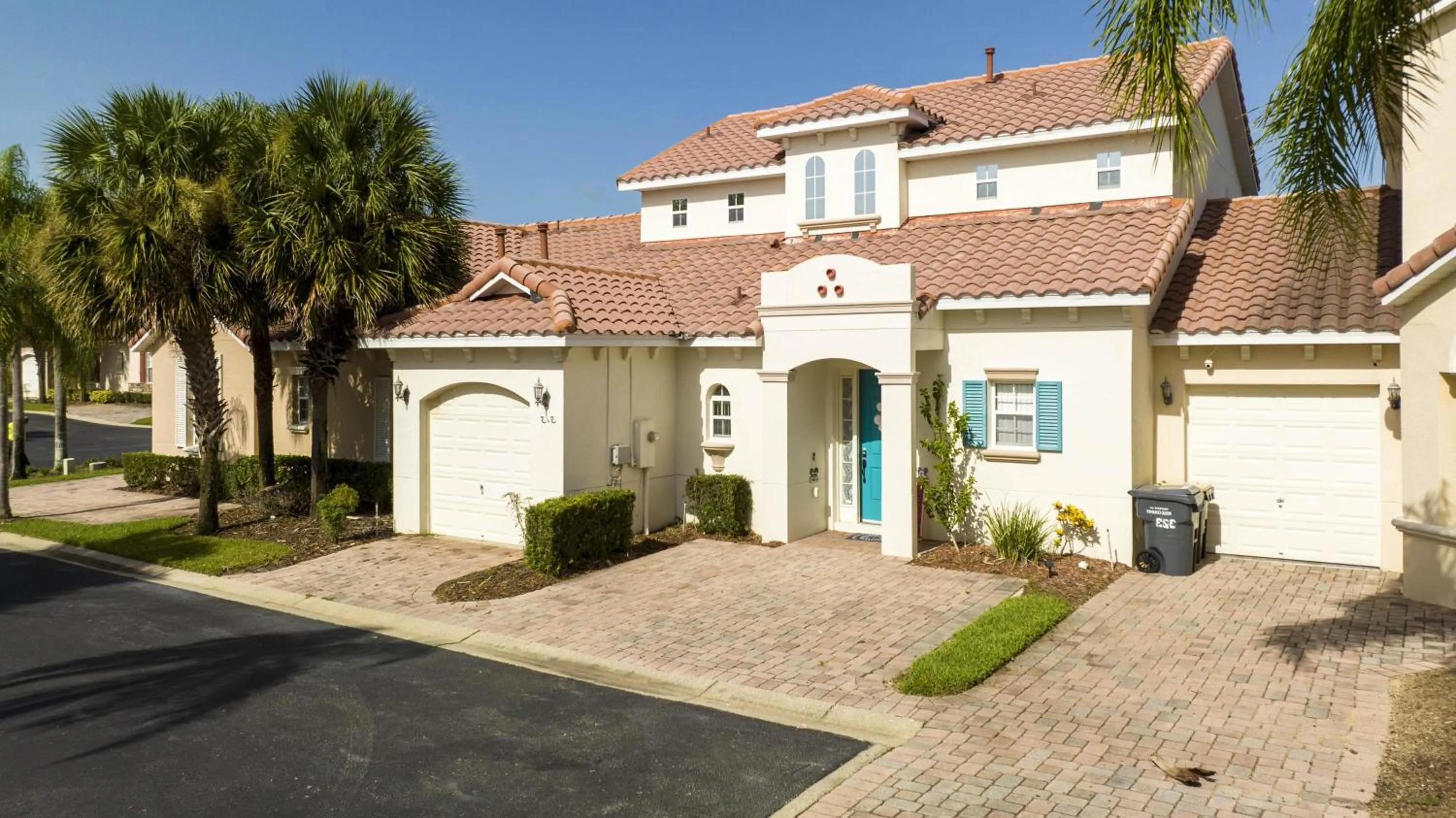 Marvelous 4Bd Close to Disney w Pool at 313 Tuscan Hills