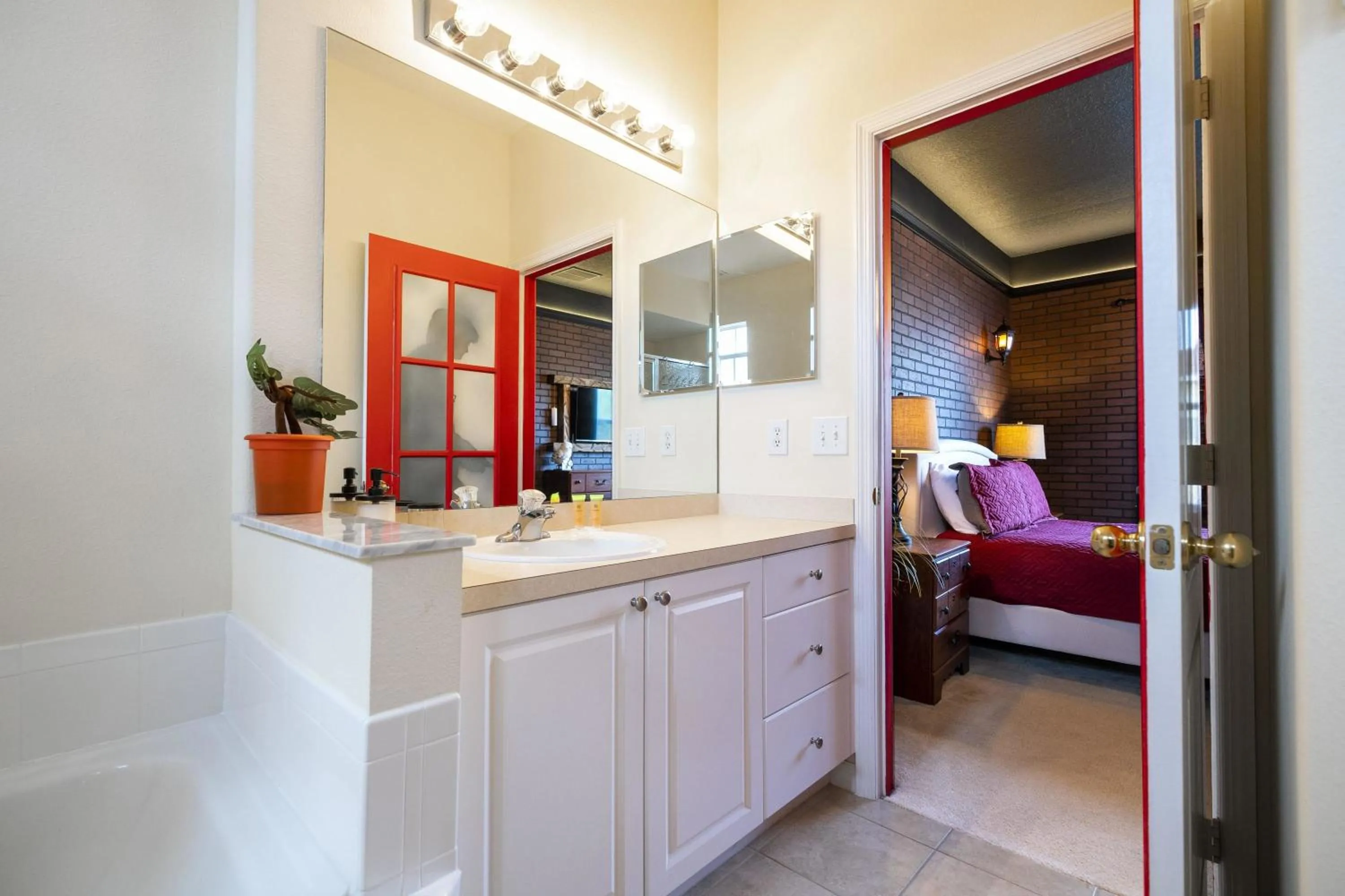 Bed in Marvelous 4Bd Close to Disney w Pool at 313 Tuscan Hills