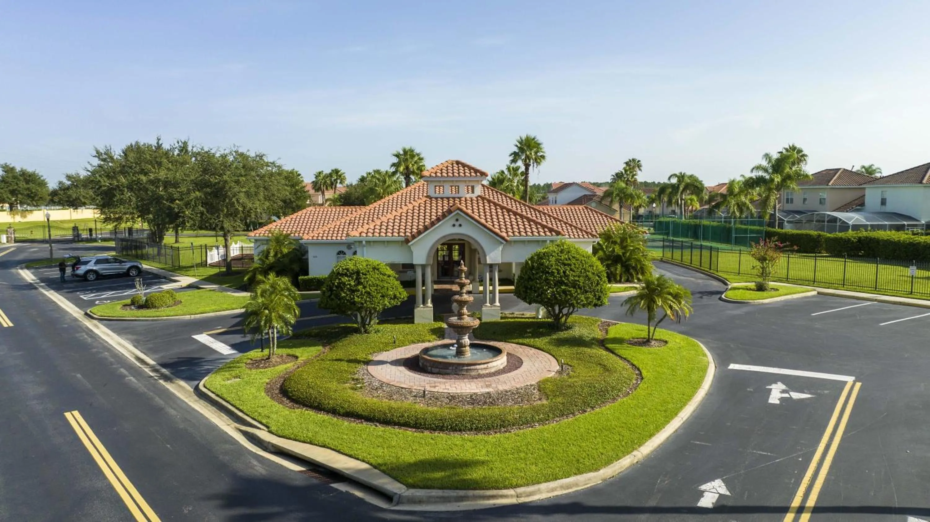 Marvelous 4Bd Close to Disney w Pool at 313 Tuscan Hills