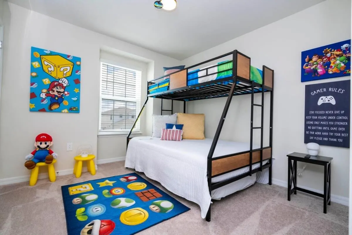 Bed in Stunning 5Bd w Pool at Windsor Island Resort 3814