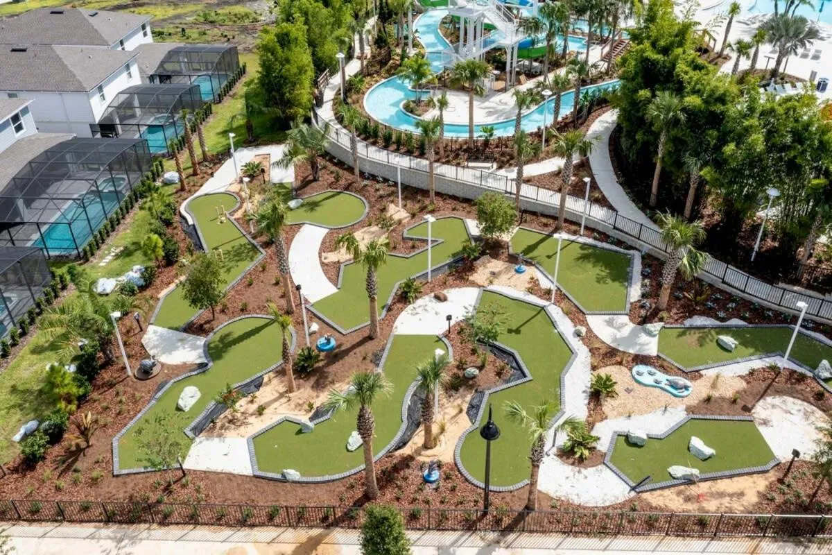 Stunning 5Bd w Pool at Windsor Island Resort 3814