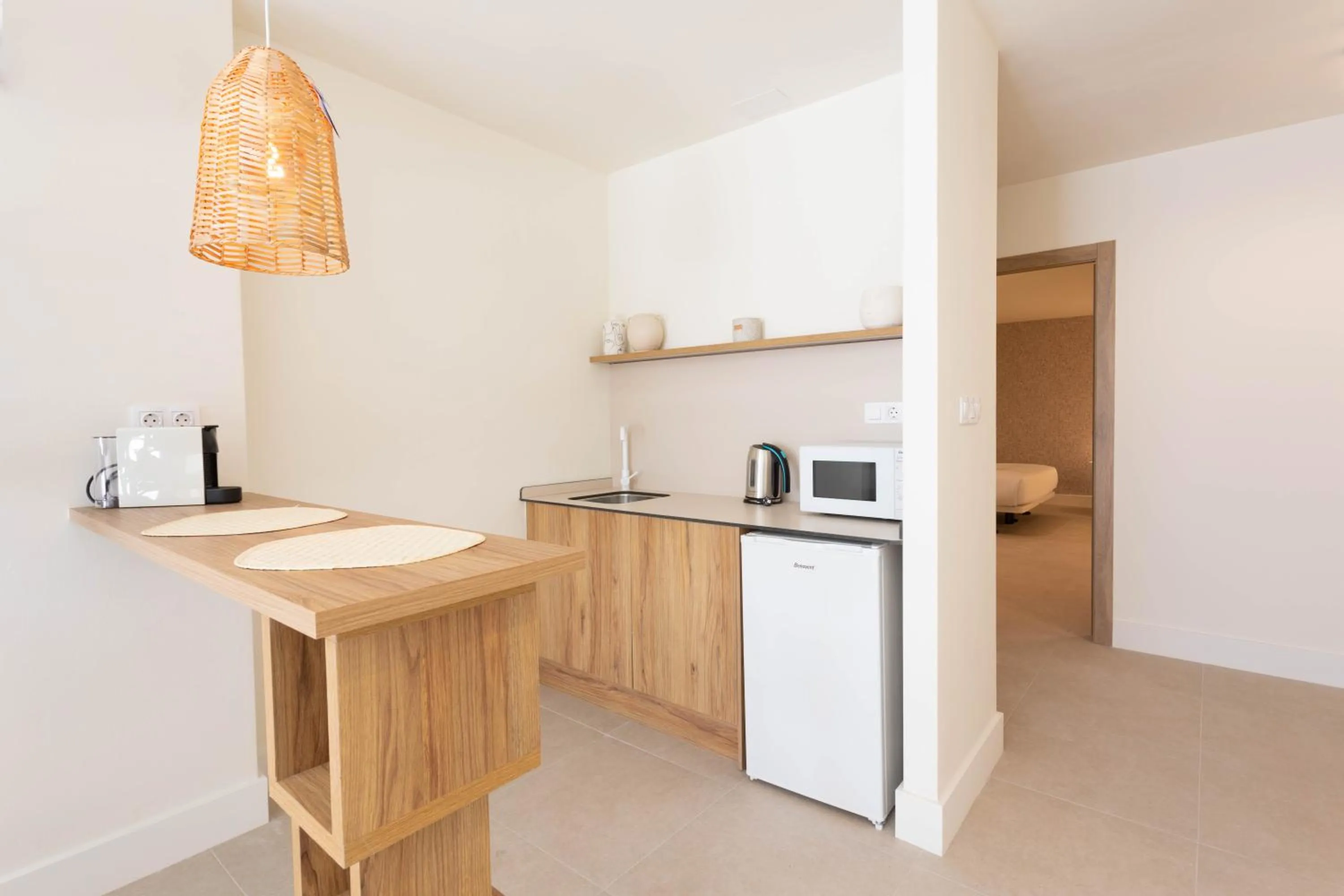 microwave in Reina Victoria Velázquez