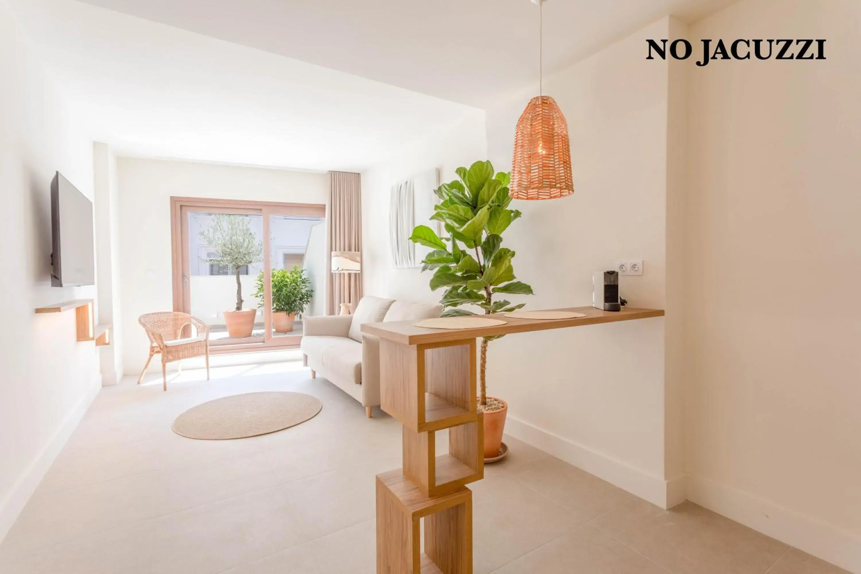 Apartment with Terrace in Reina Victoria Velázquez Apartment with Terrace in Reina Victoria Velázquez