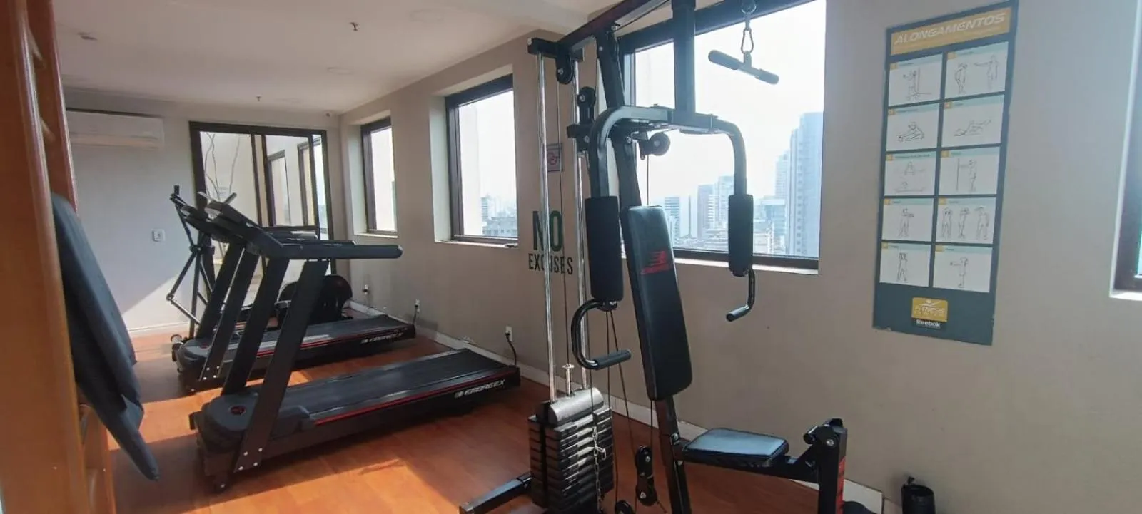 Fitness centre/facilities in Q-Flat Hotel - Faria Lima