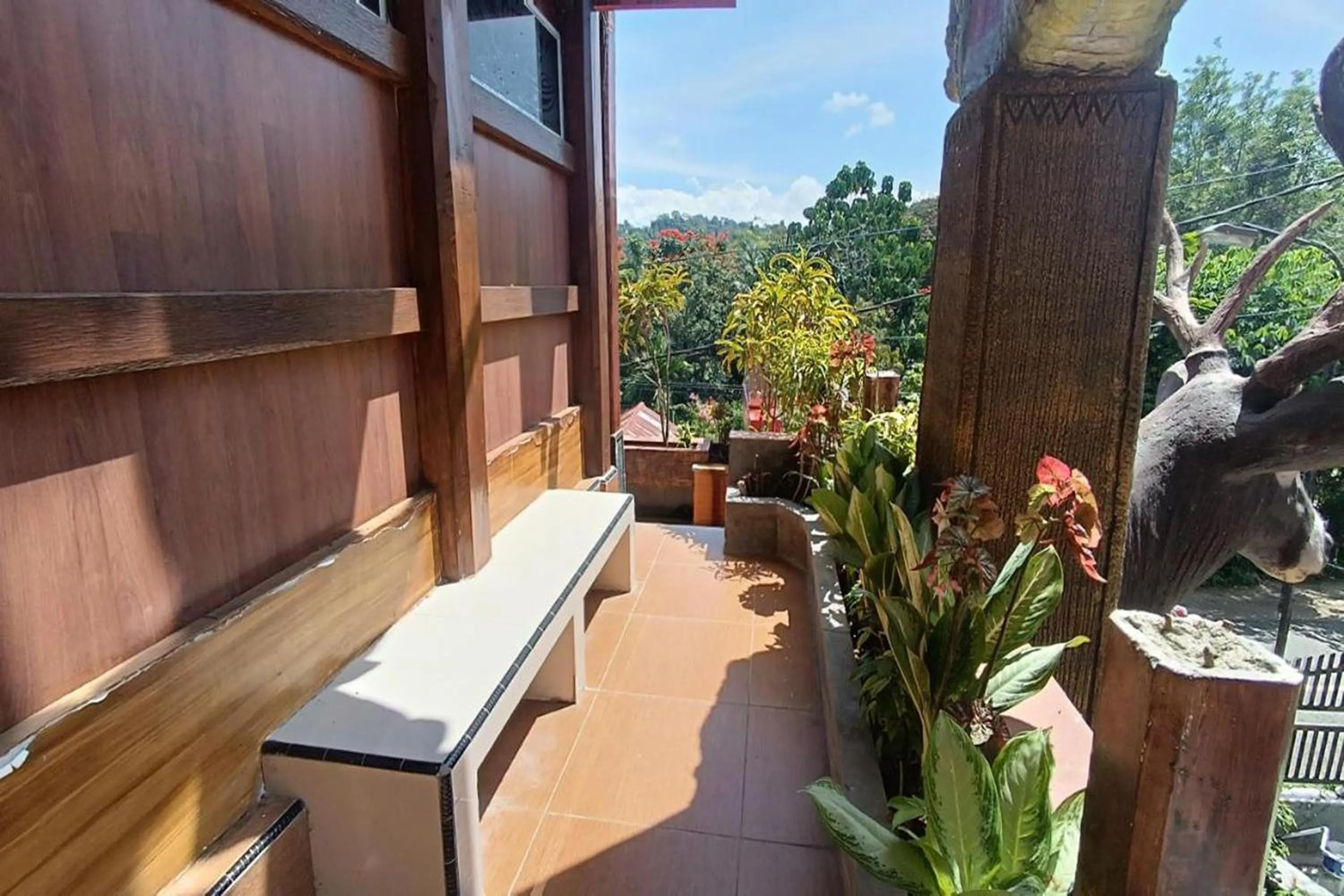 Balcony/Terrace in Hotel Manggasa Makale