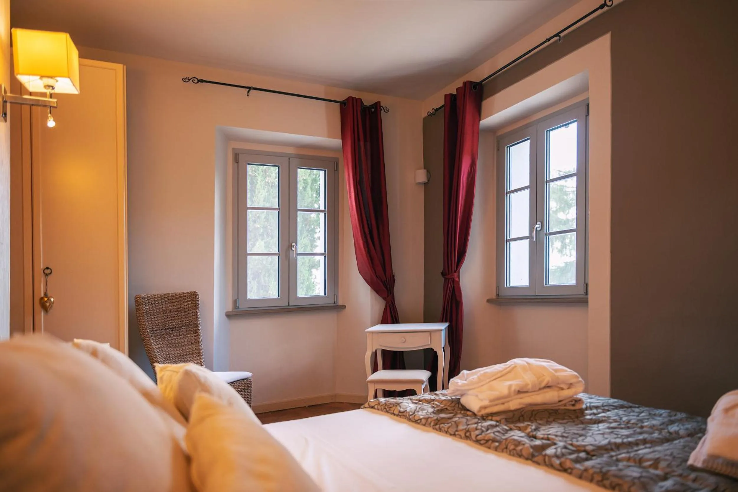 Shower, Bed in Casa Grimaldi Hotel & Restaurant tre stelle S