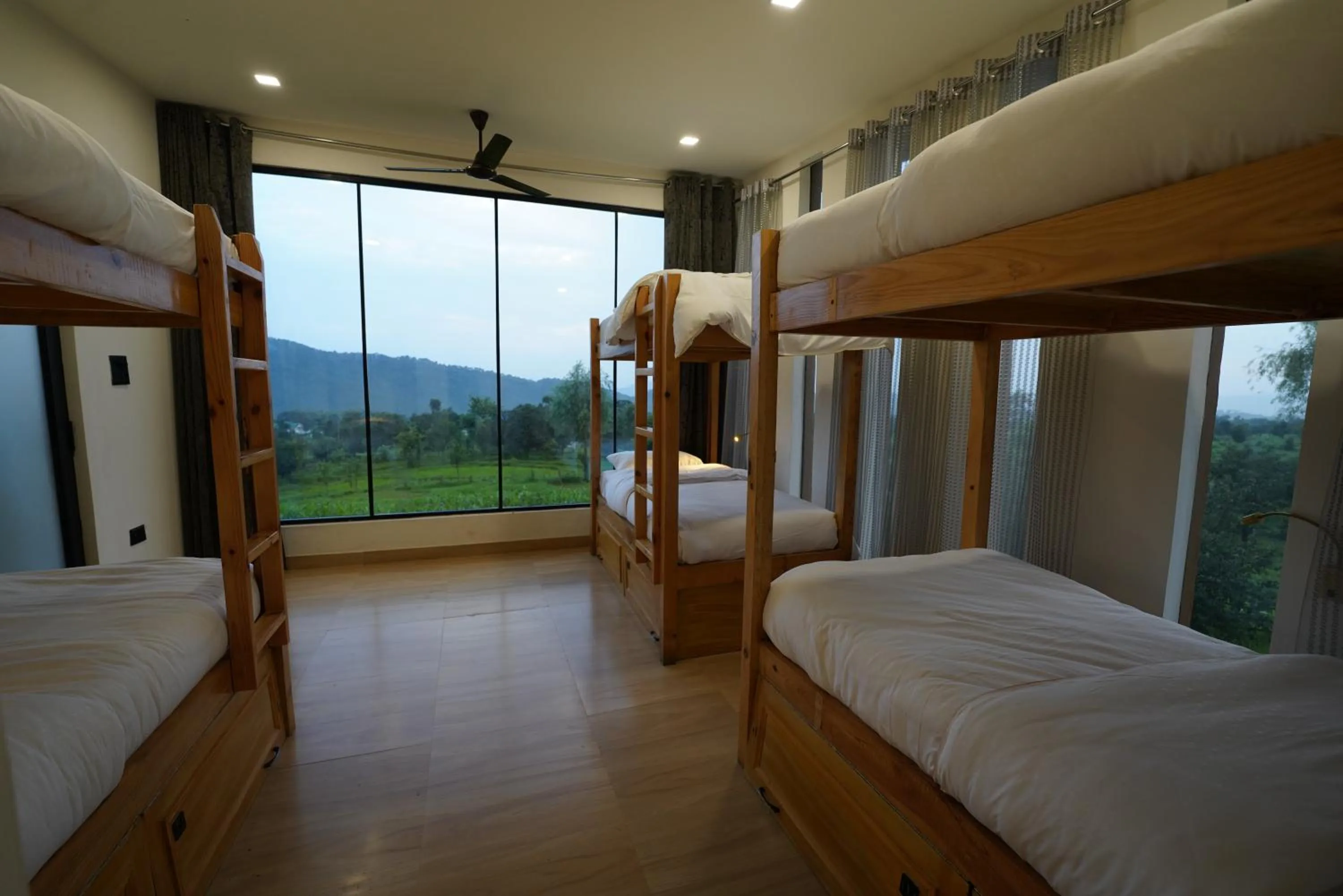 Bedroom, Bed in The Solace Bir
