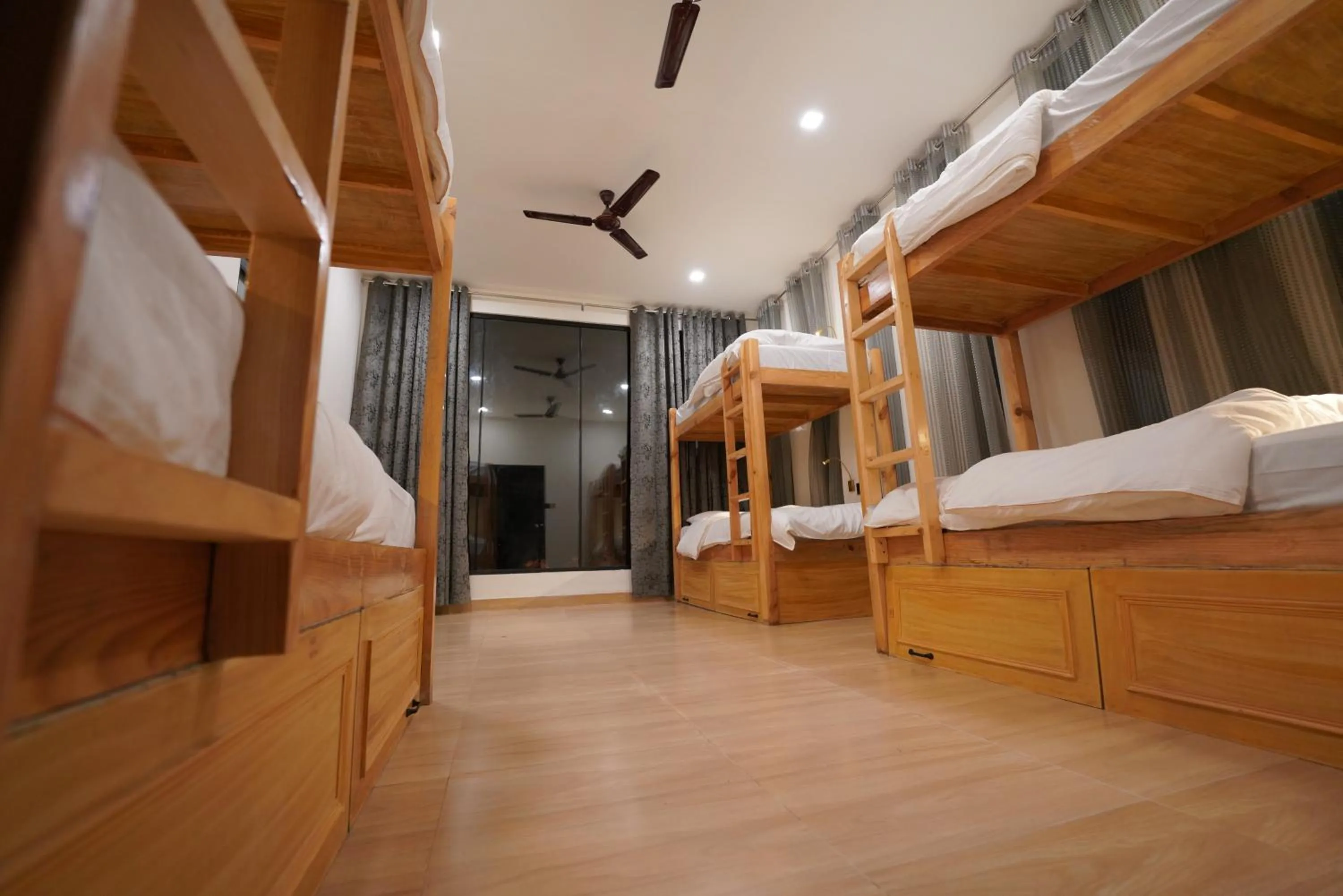 Bedroom, Bed in The Solace Bir