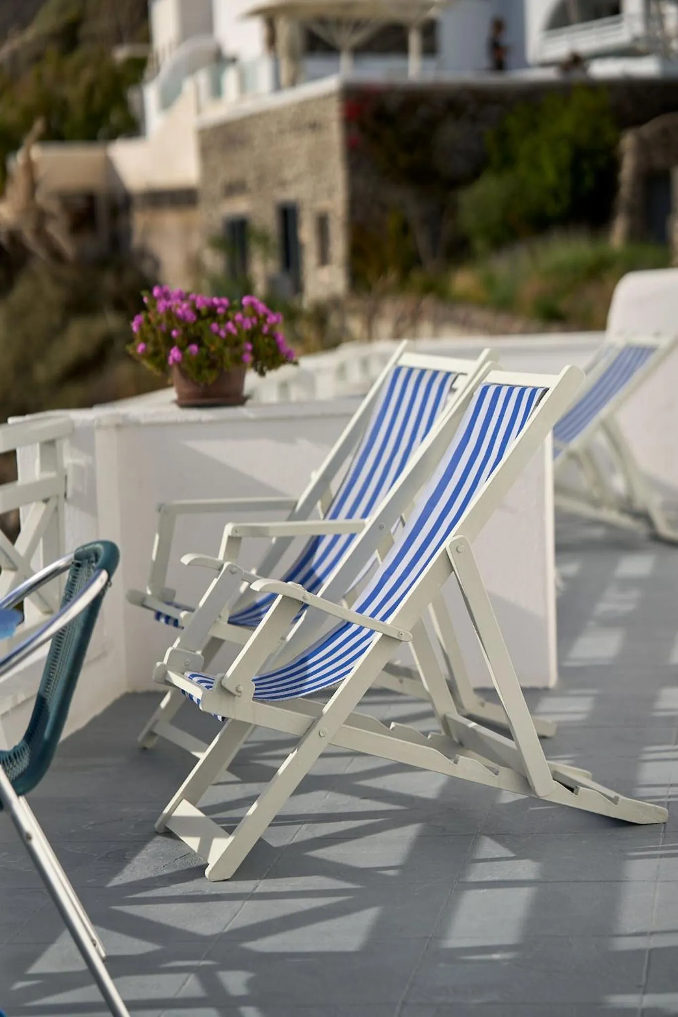 Day in Amphitheater Cave Houses