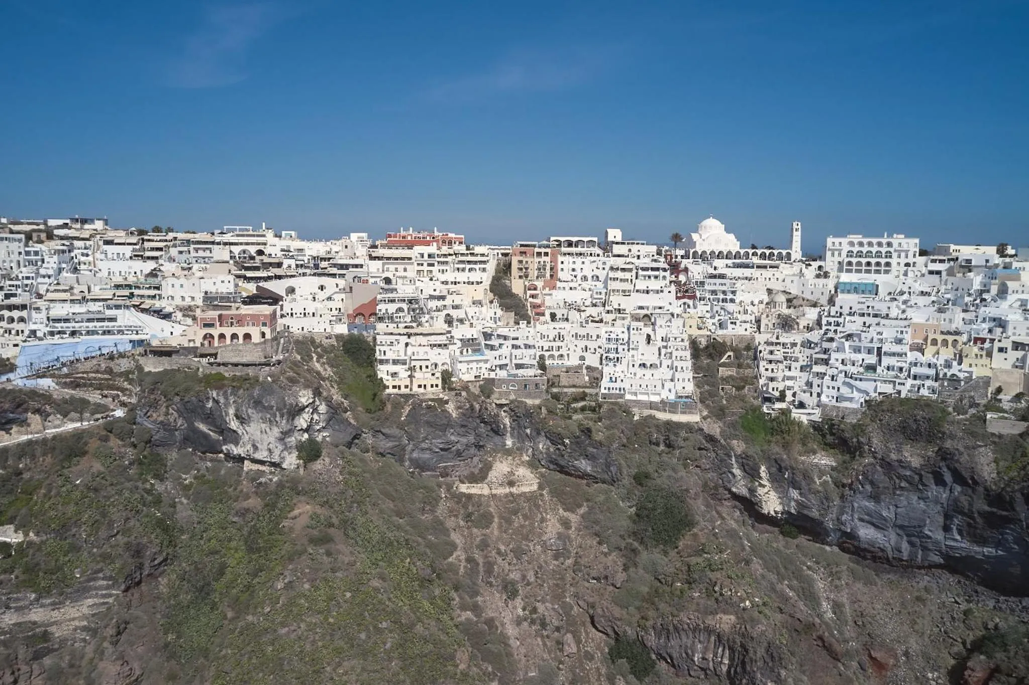 Day in Amphitheater Cave Houses