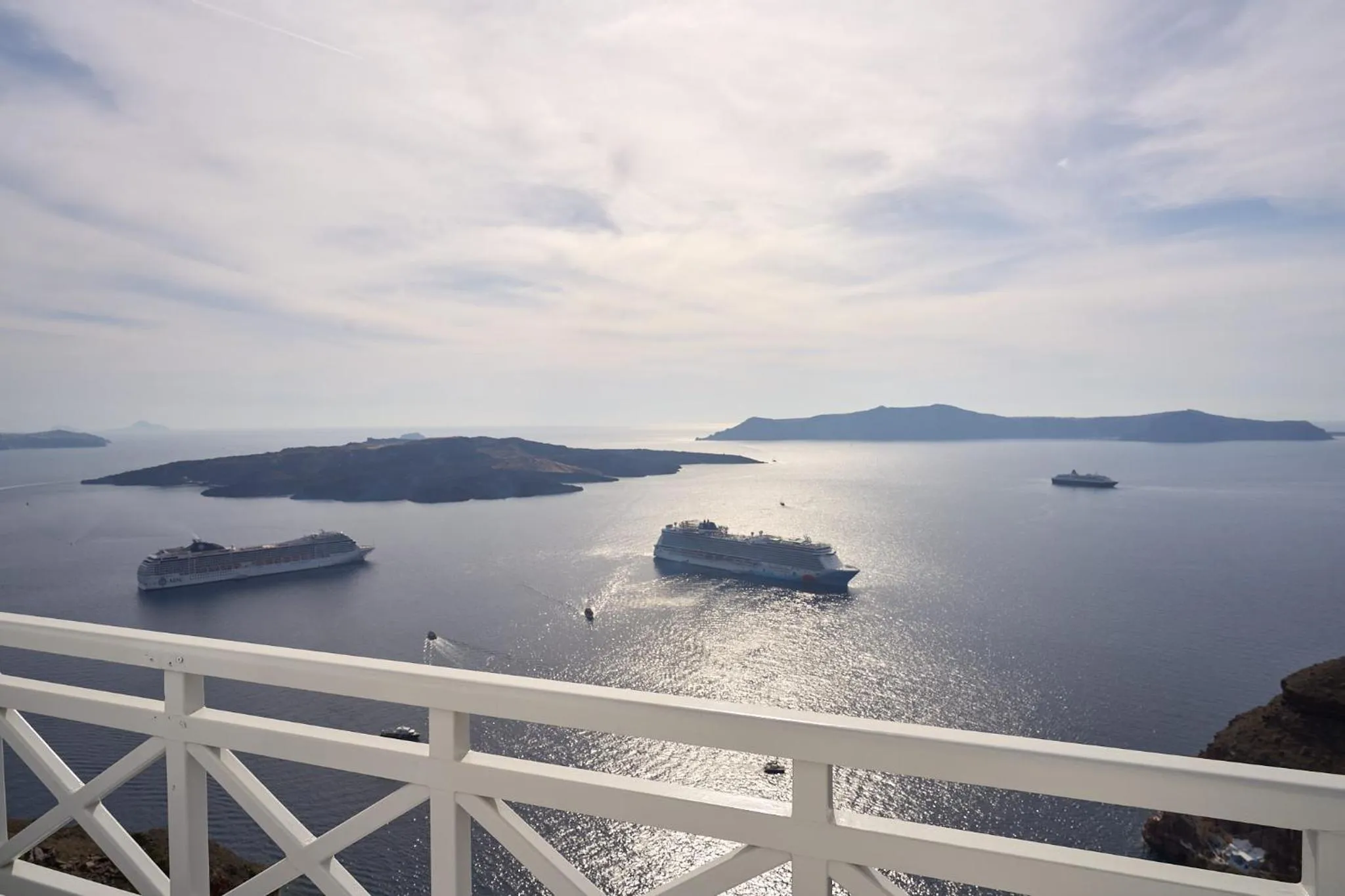 Day in Amphitheater Cave Houses