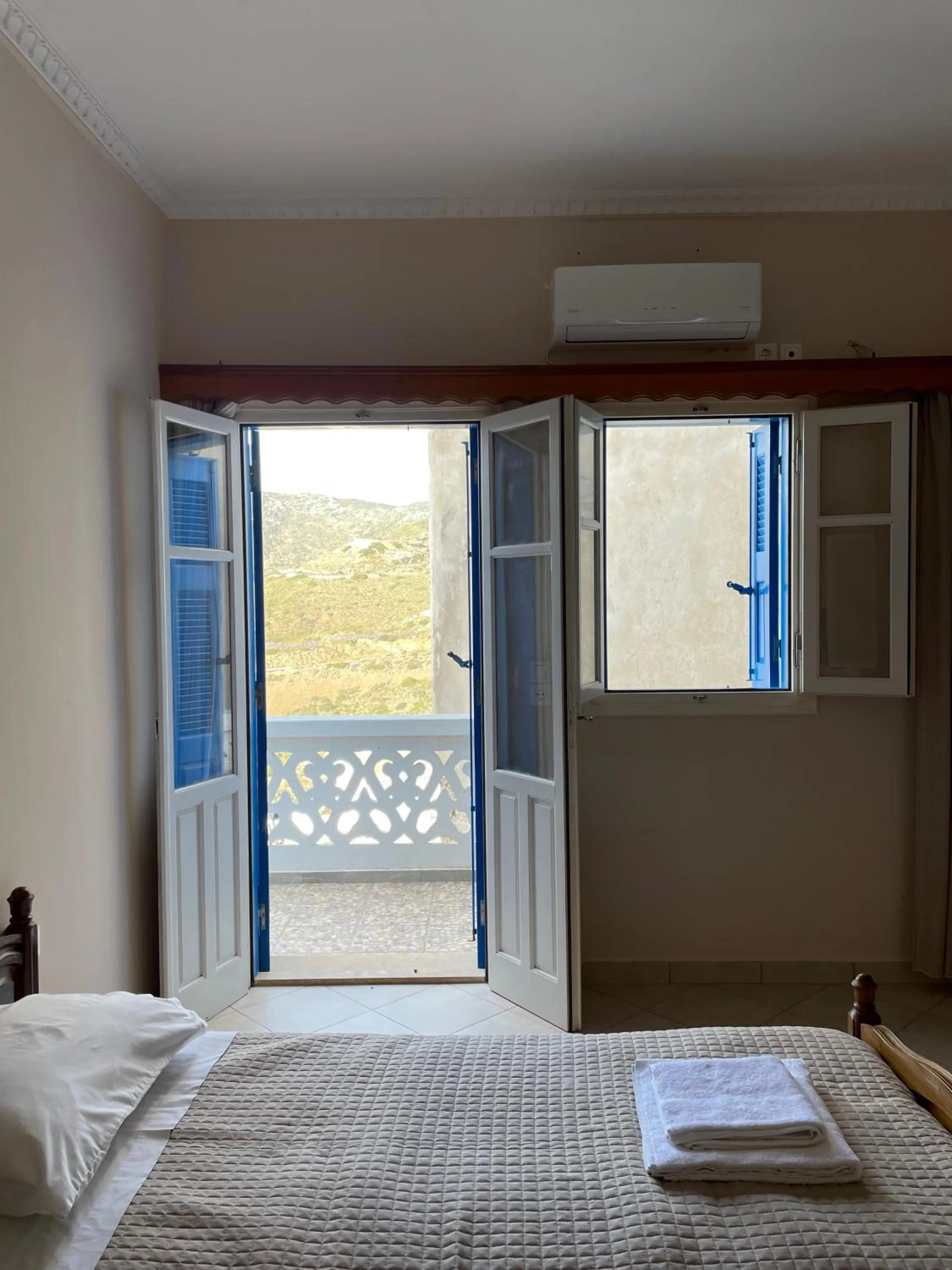 Bed in Hotel THE OLIVE TREE