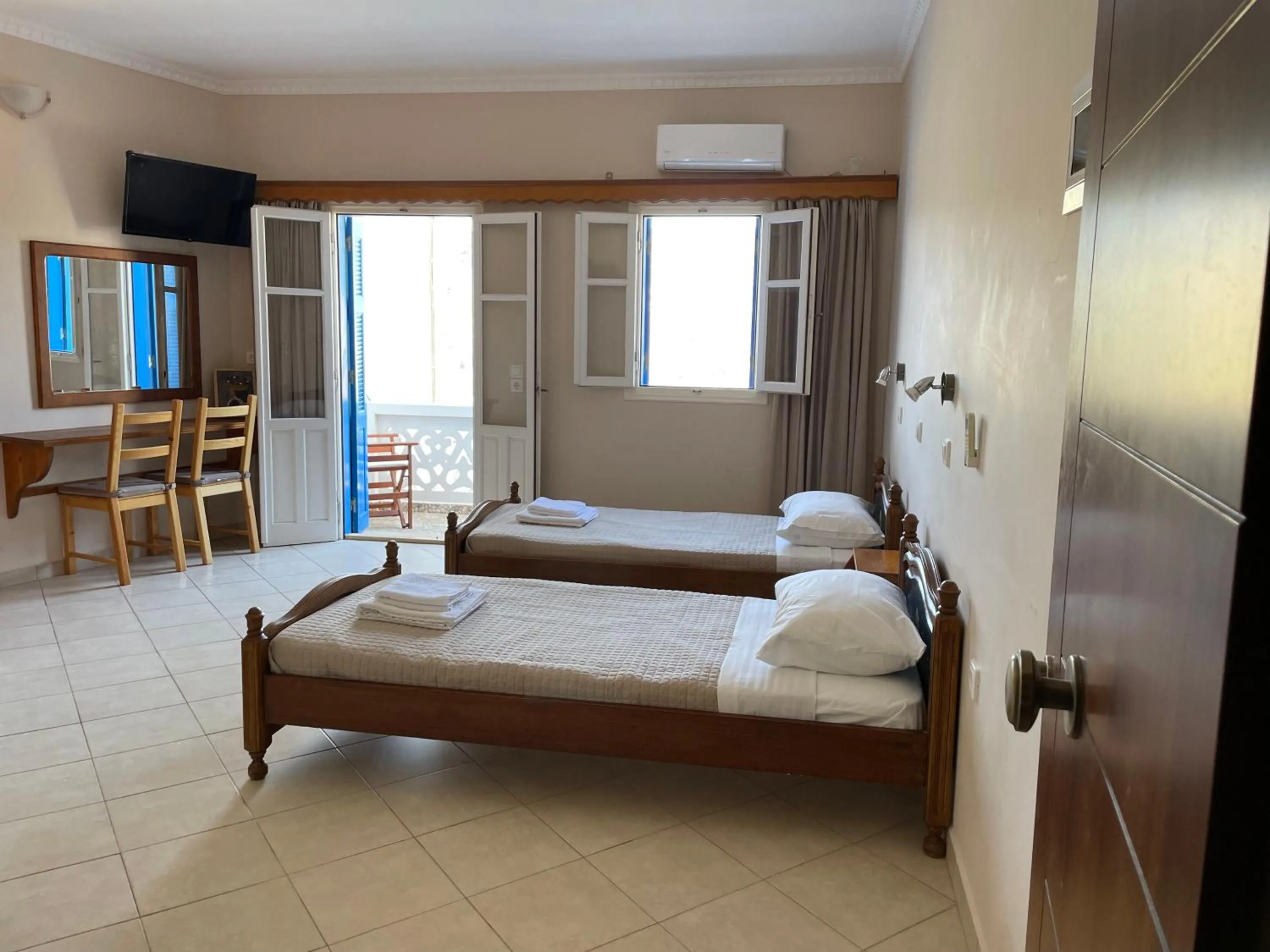 Bed in Hotel THE OLIVE TREE