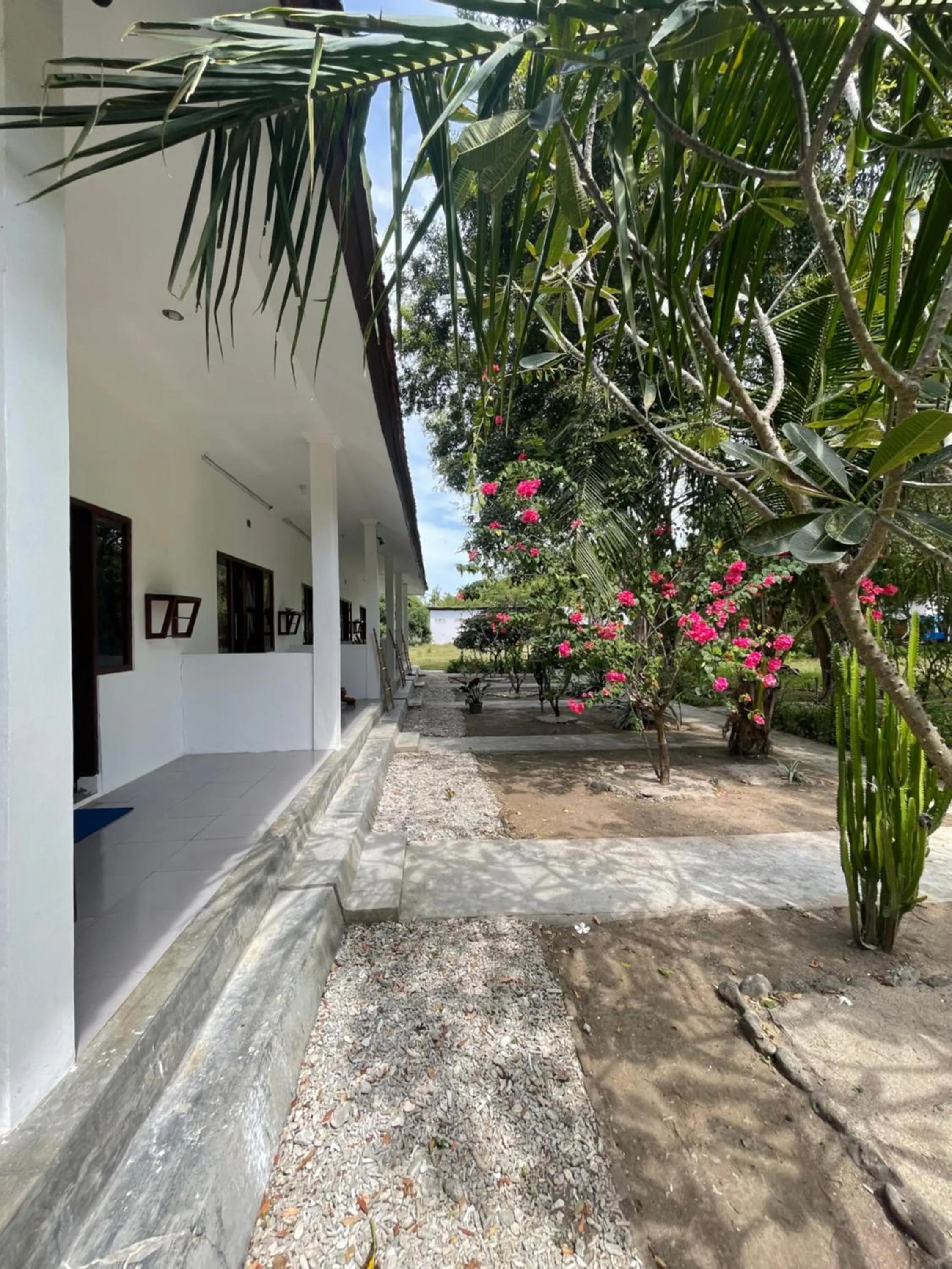 Blue EmOcean Dive Resort