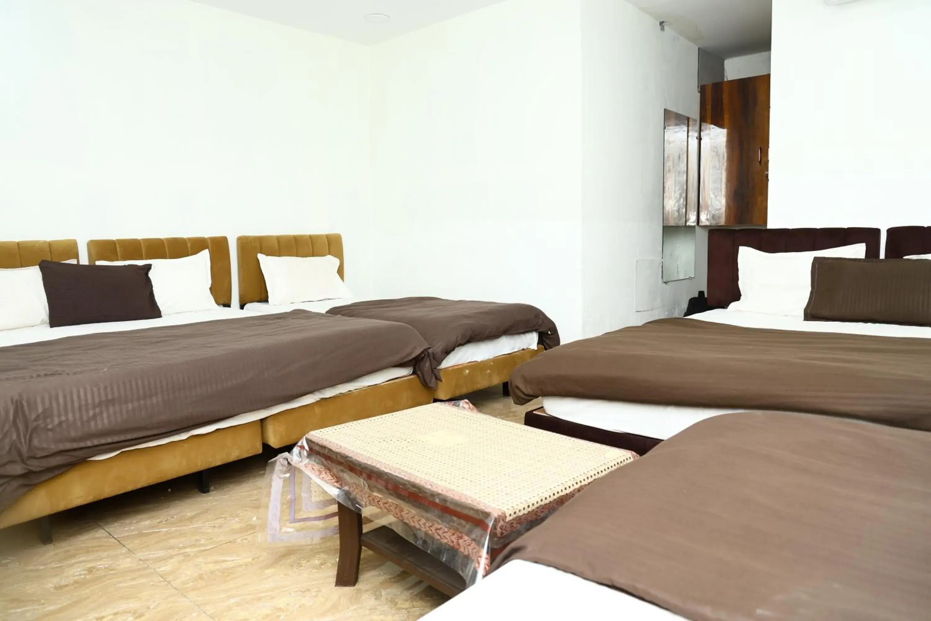 Family Suite in Hotel Kiwi Inn Family Suite in Hotel Kiwi Inn