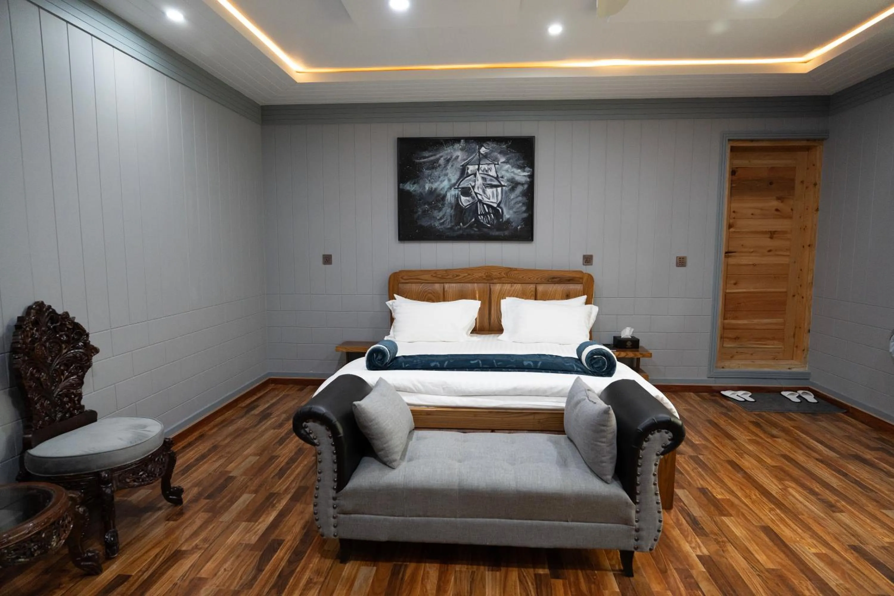 Bedroom, Bed in Dirleh Hotel