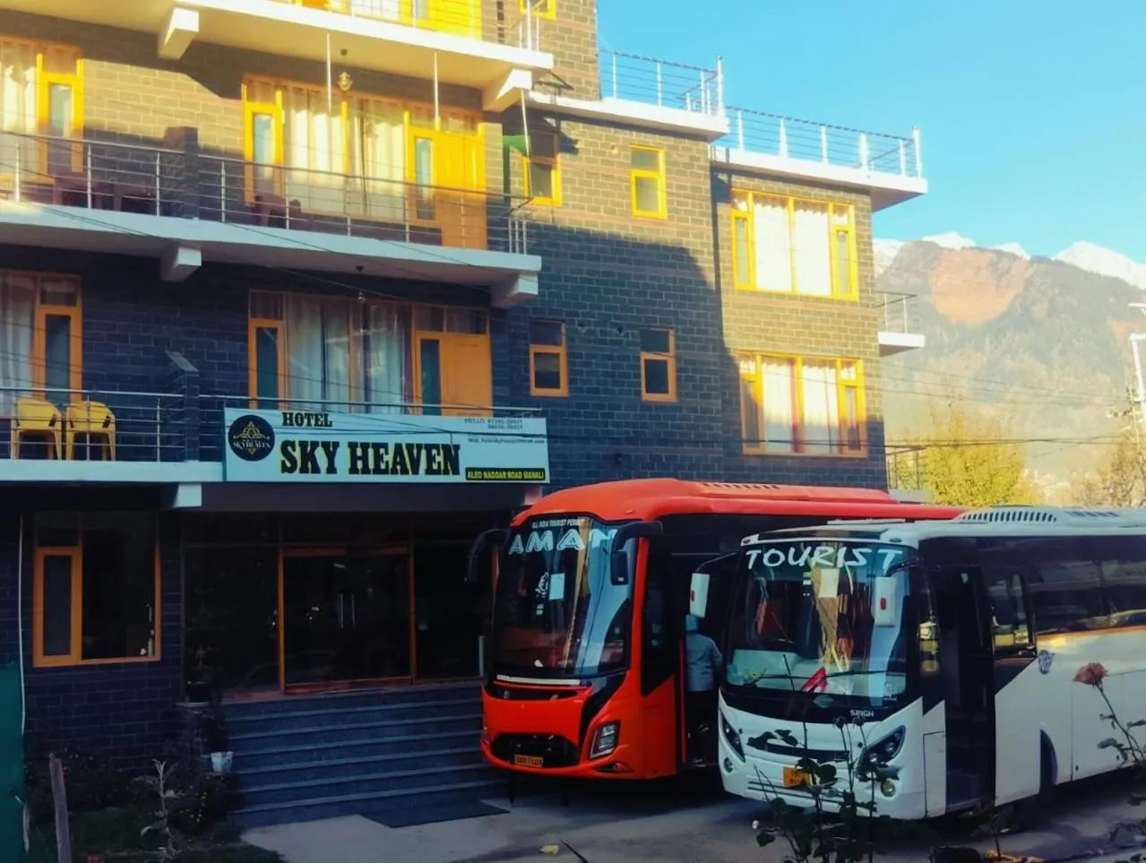 Property building in Hotel Sky Heaven