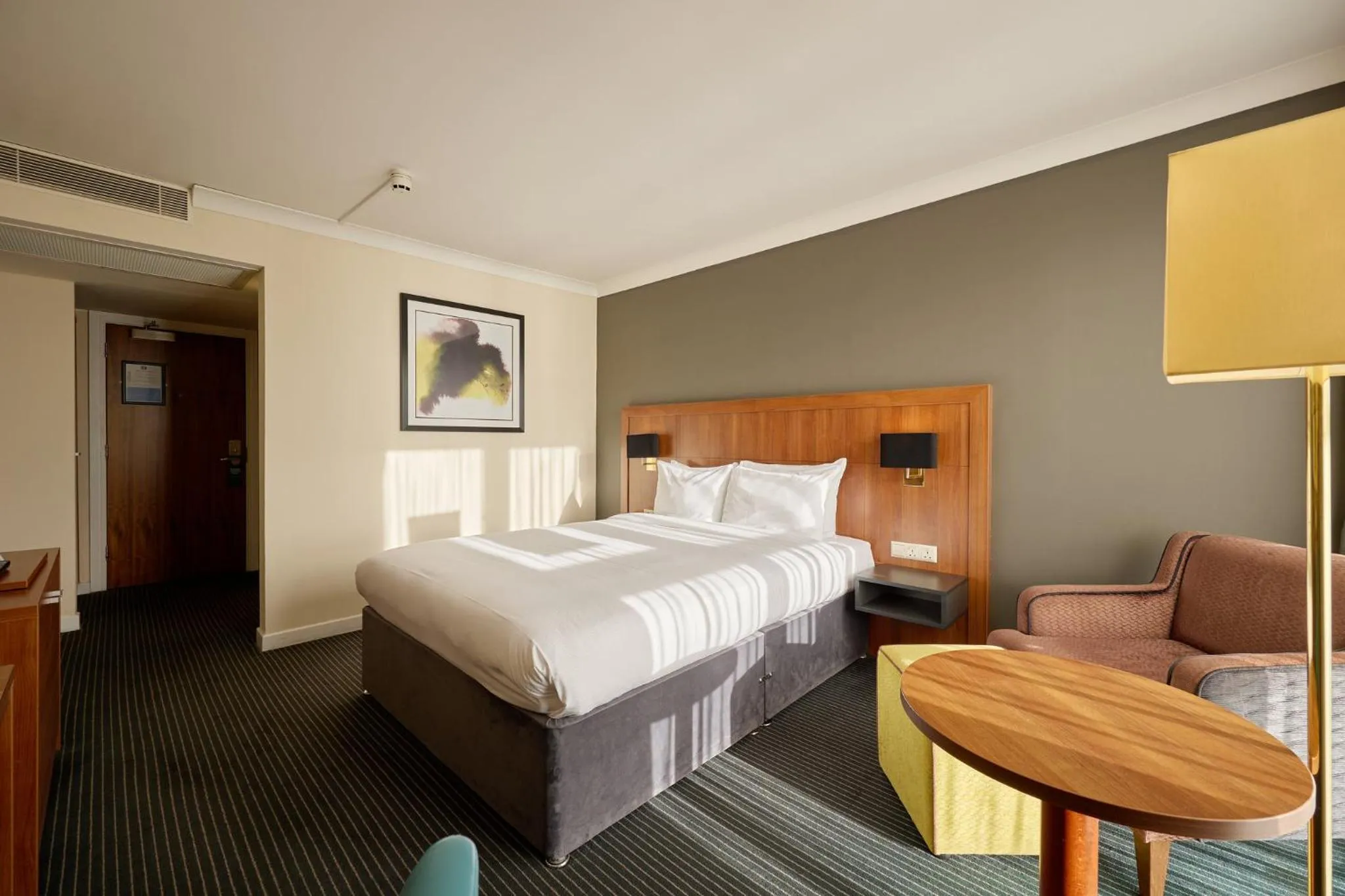 Photo of the whole room, Bed in Holiday Inn Newcastle Gosforth Park by IHG