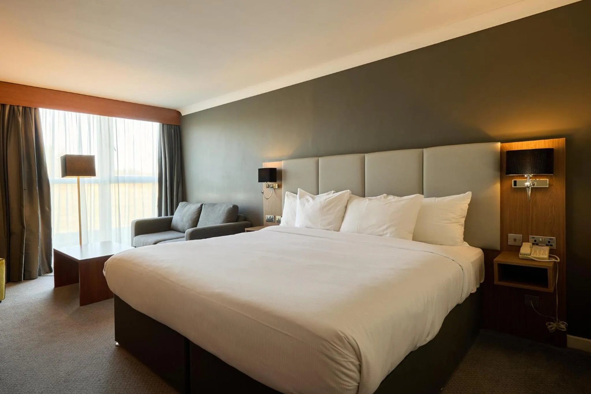 Photo of the whole room, Bed in Holiday Inn Newcastle Gosforth Park by IHG